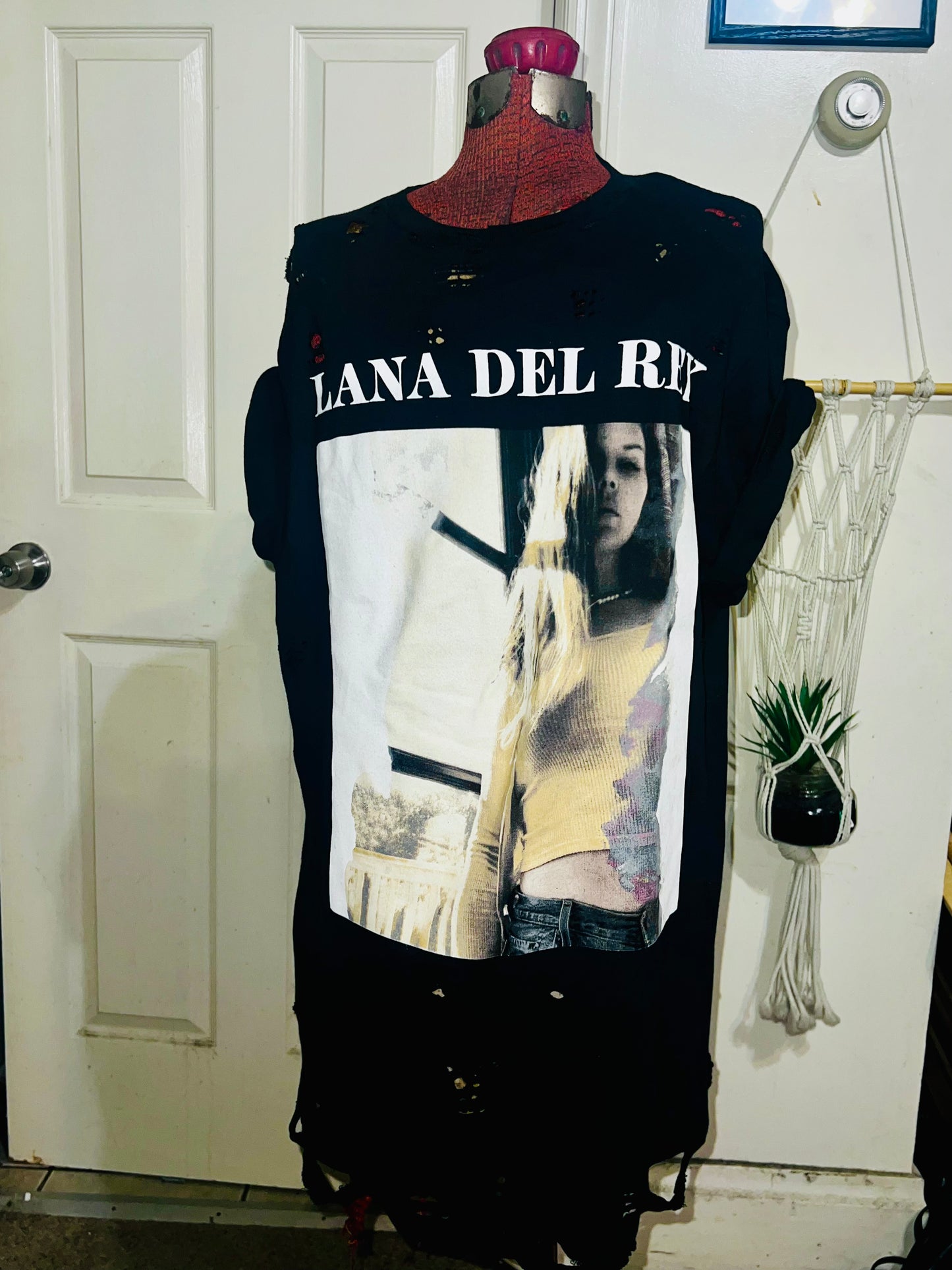 Lana Del Rey Oversized Distressed Tee