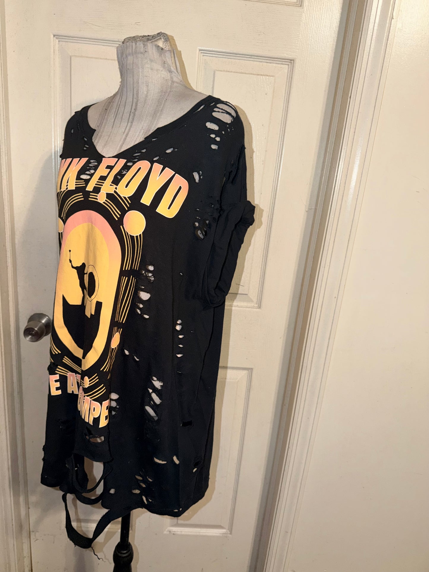 Pink Floyd Oversized Distressed Tee (as is)