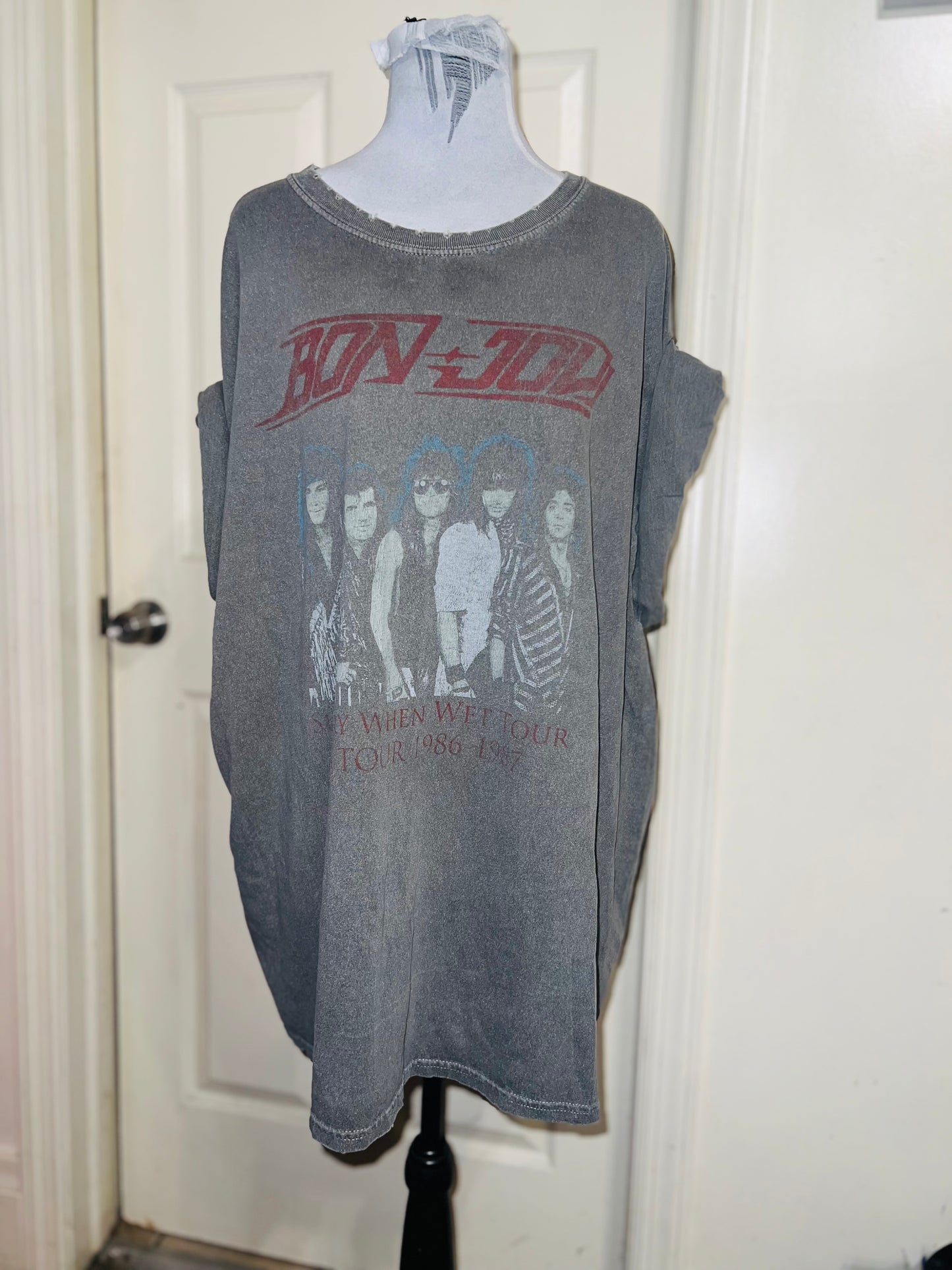 Bob Jovi Oversized Distressed Tee
