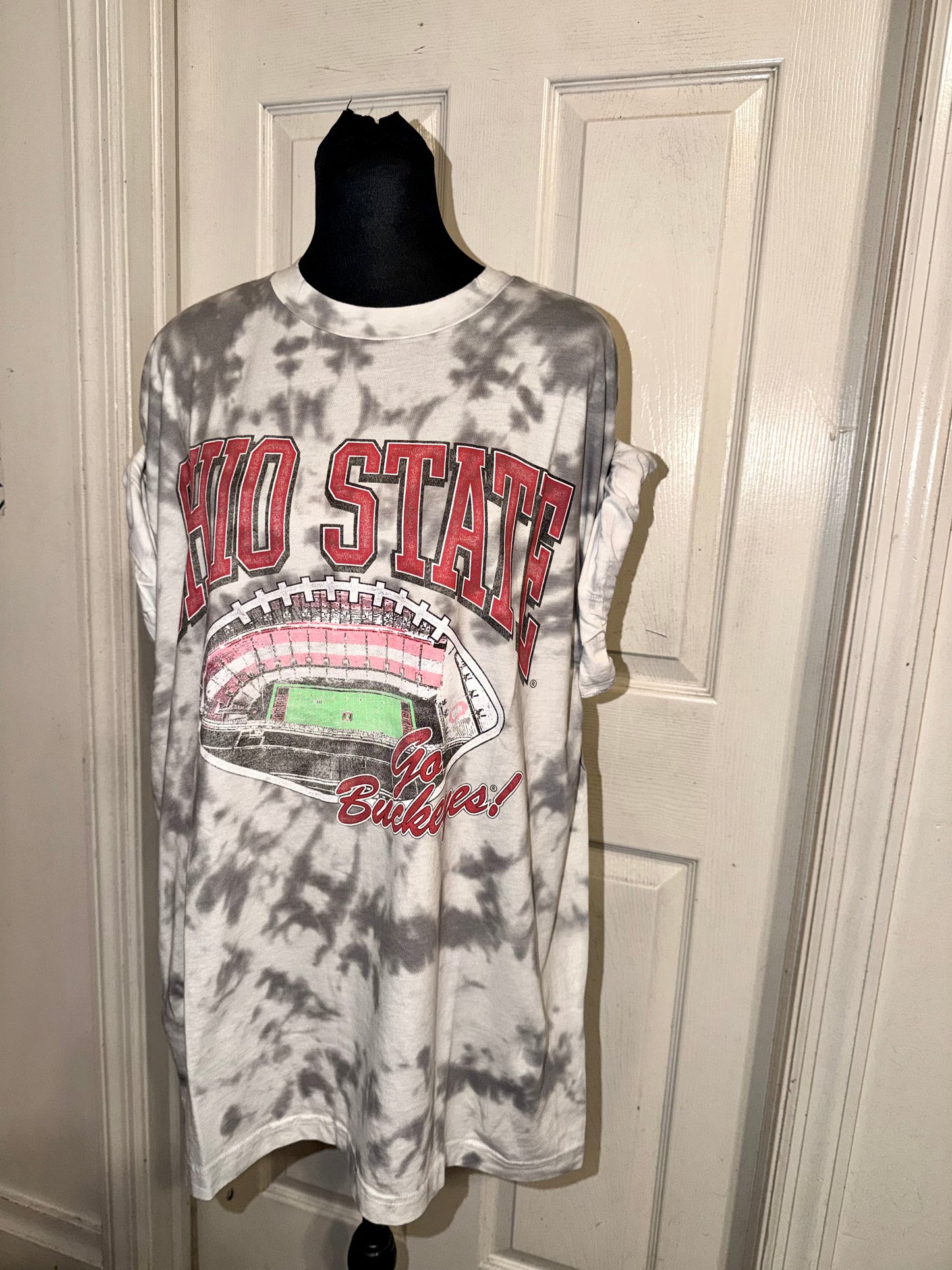 Ohio State Oversized Distressed Tee