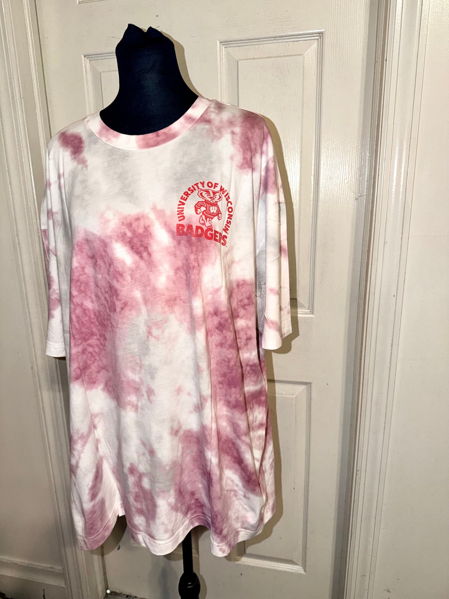 Wisconsin Badgers Oversized Double Sided Tee