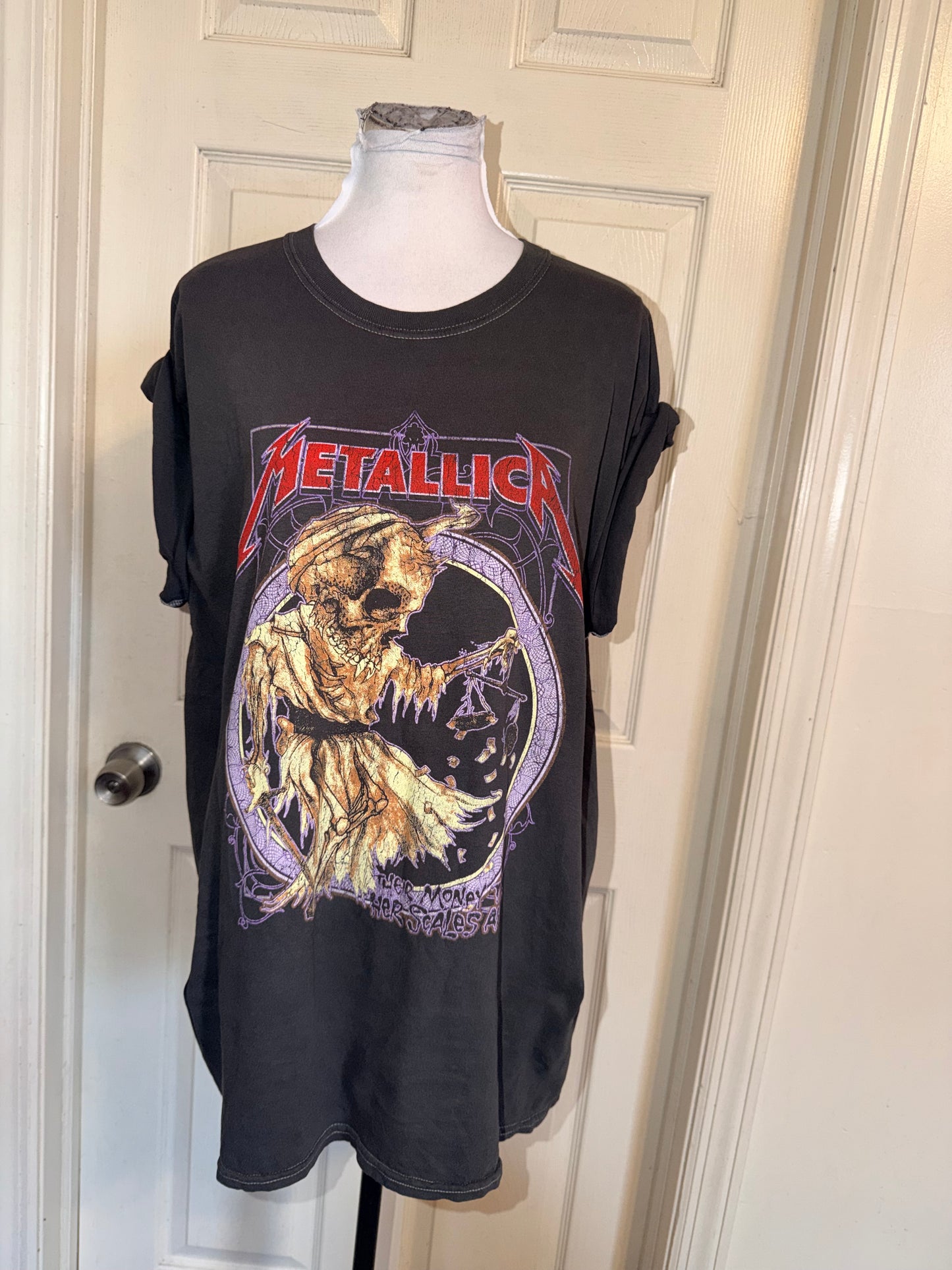 Metallica Oversized Distressed Tee