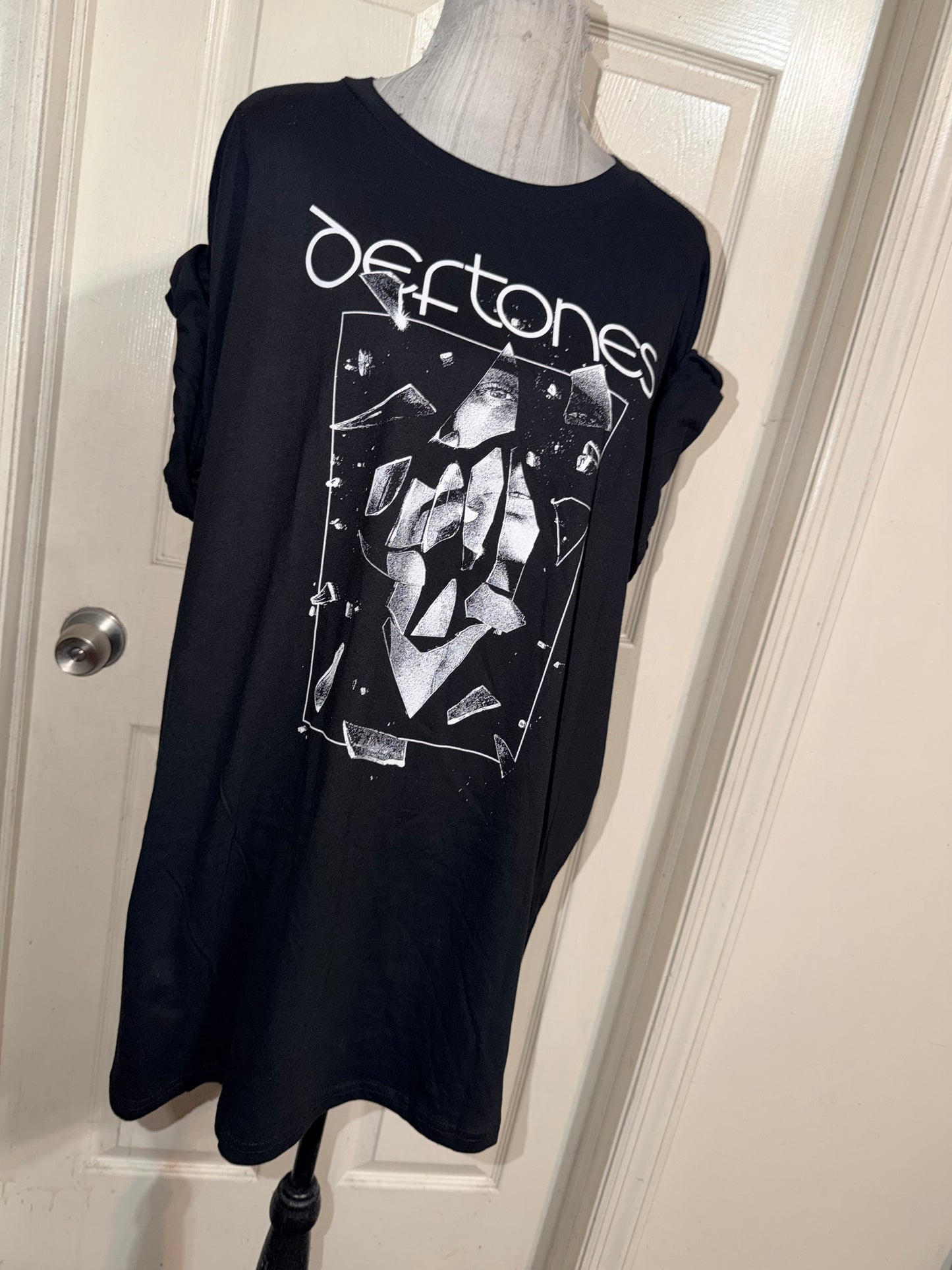 Deftones Oversized Distressed Tee