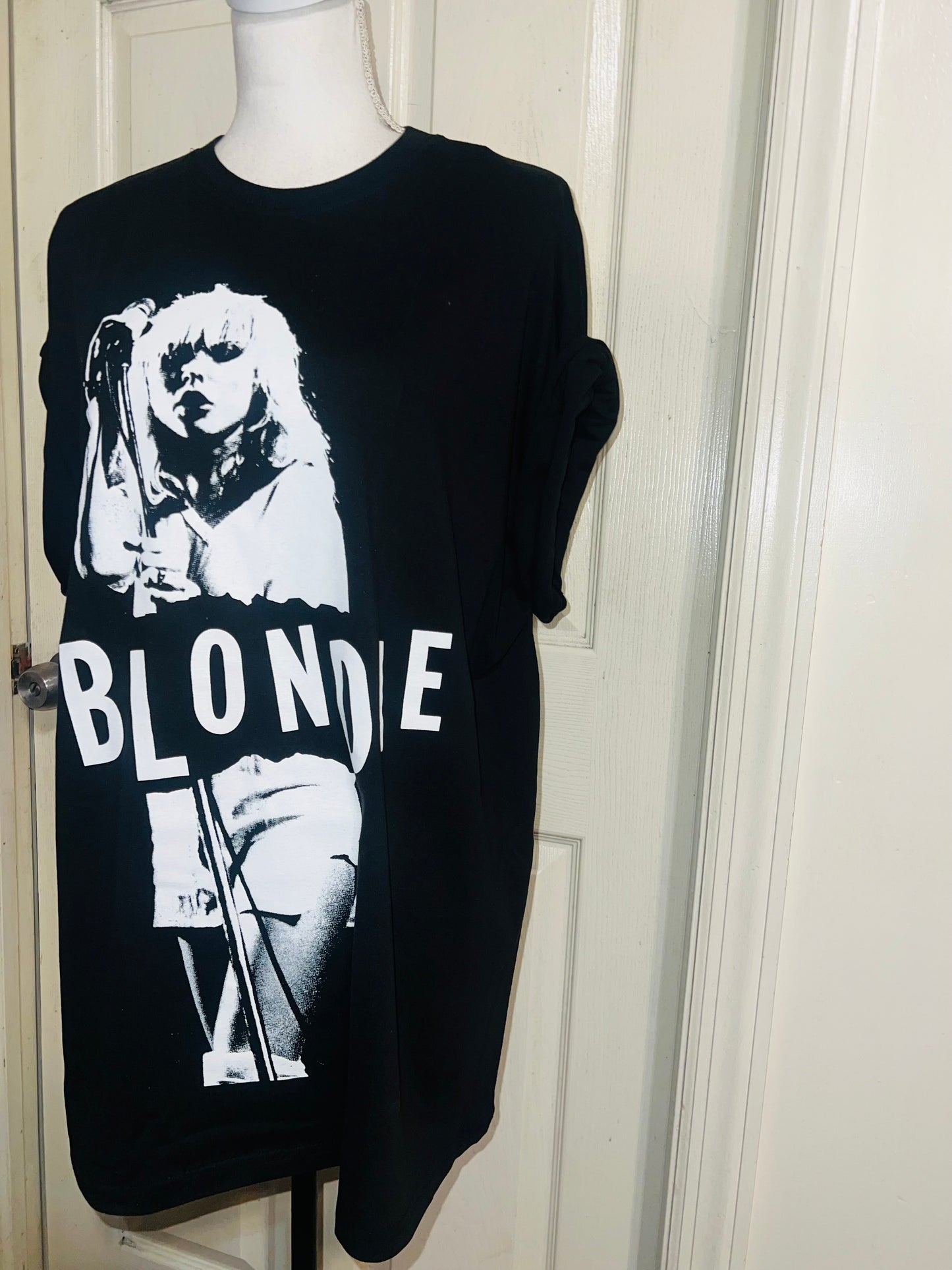 Blondie Oversized Distressed Tee