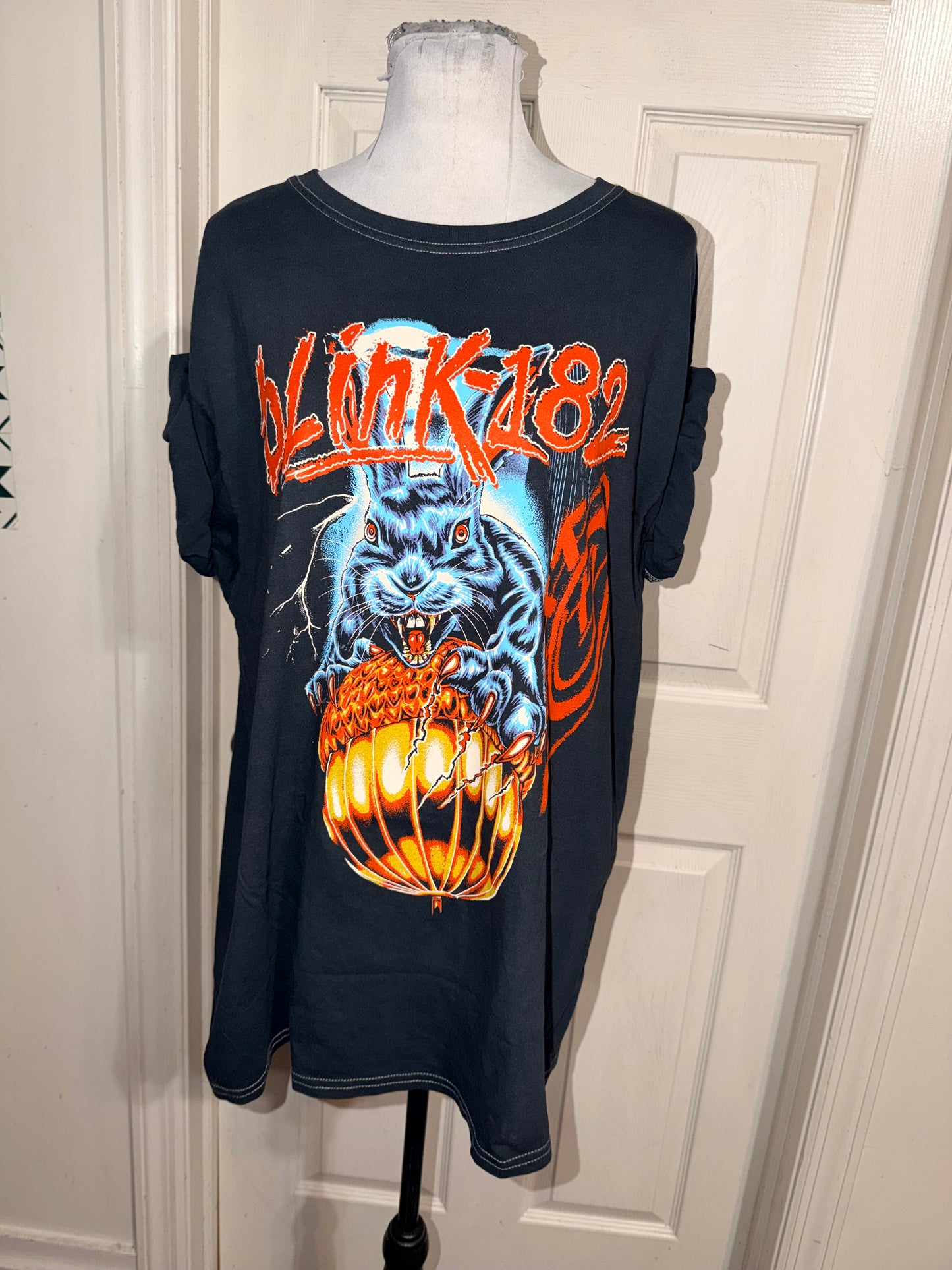 Blink-182 Oversized Distressed Tee