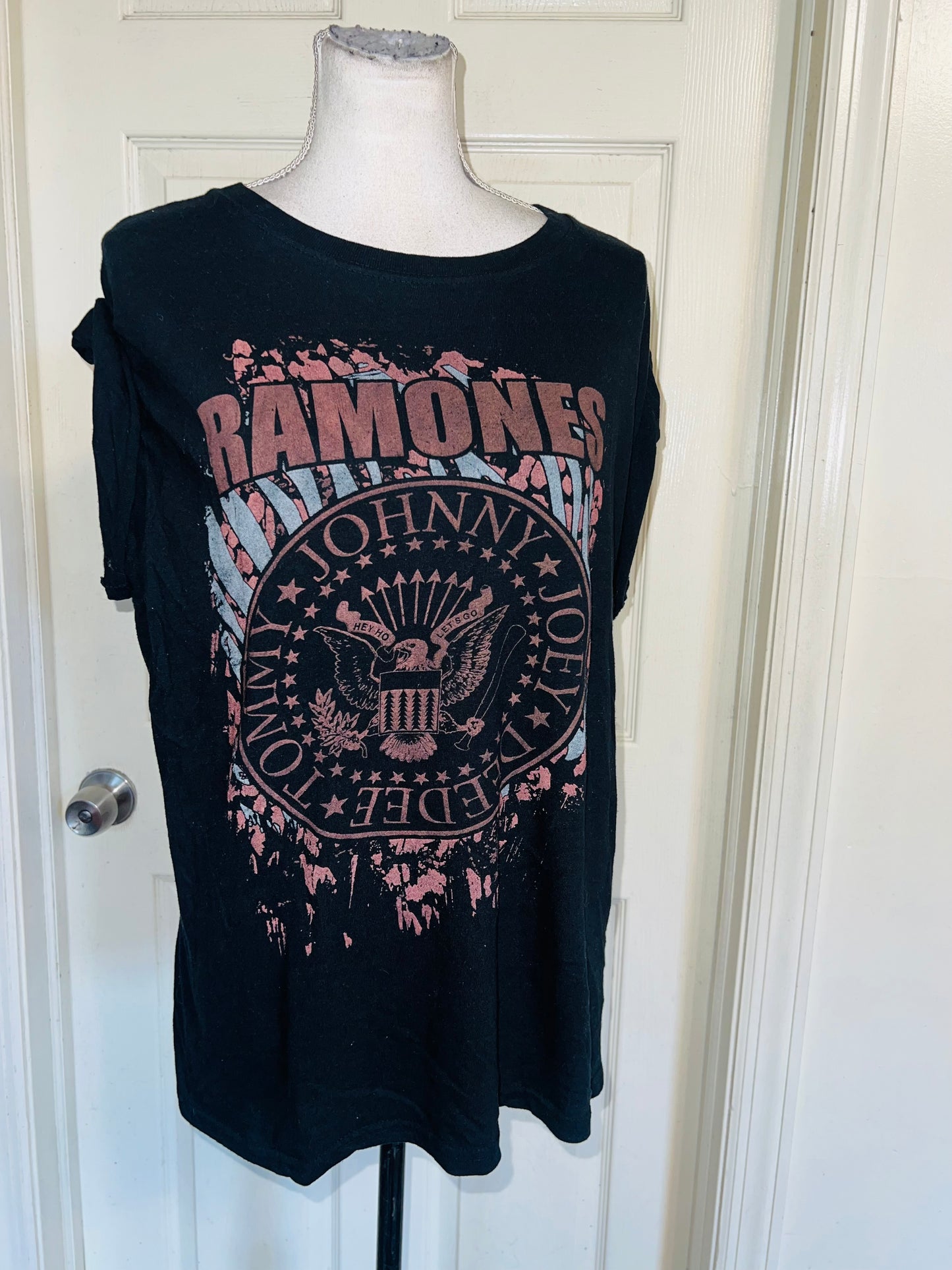 Ramones Oversized Distressed Tee