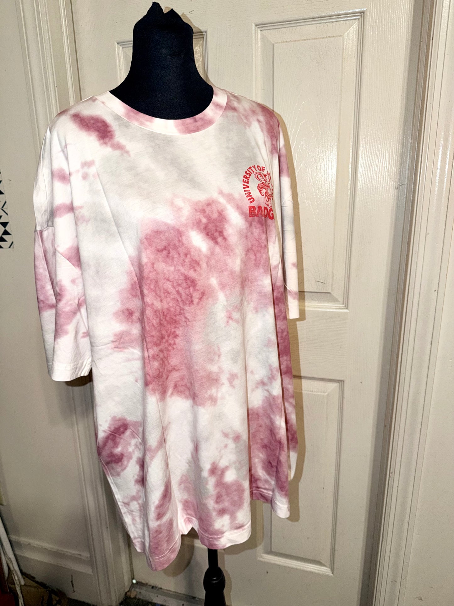 Wisconsin Badgers Oversized Double Sided Tee