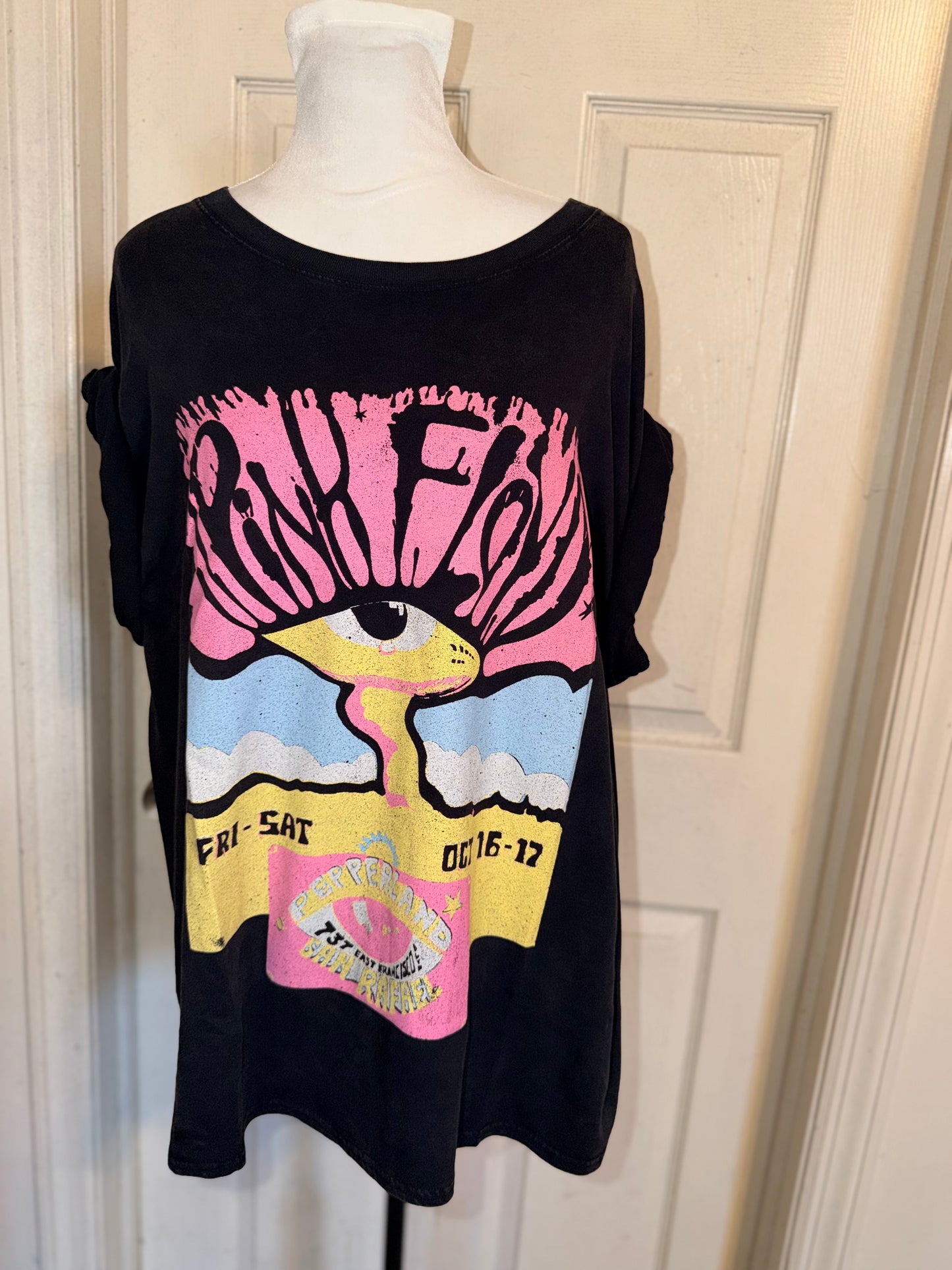 Pink Floyd Oversized Distressed Tee