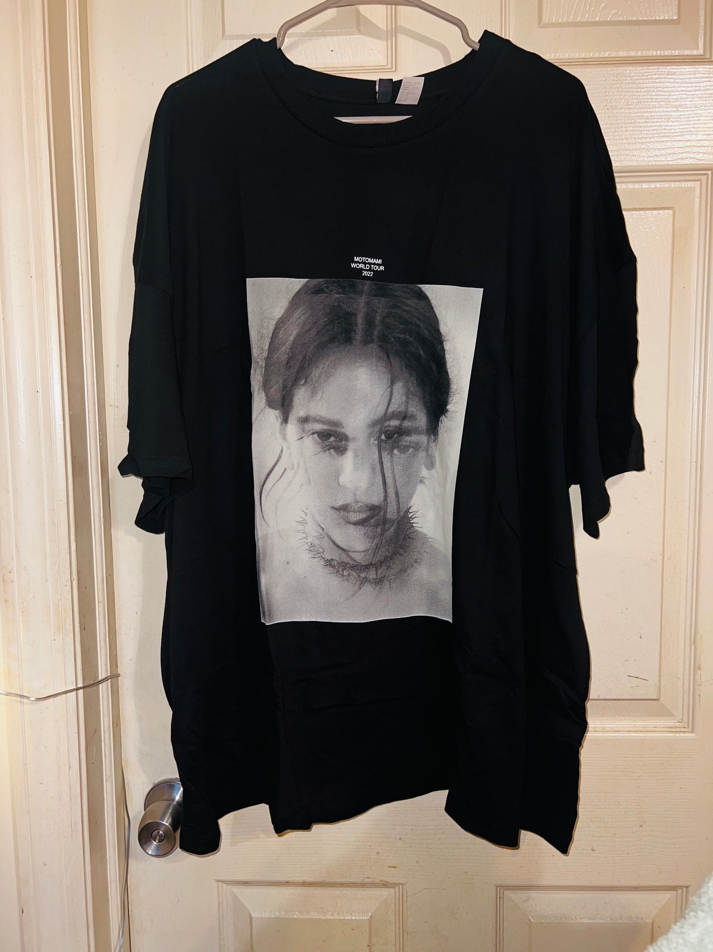 Rosalia Oversized Distressed Tee