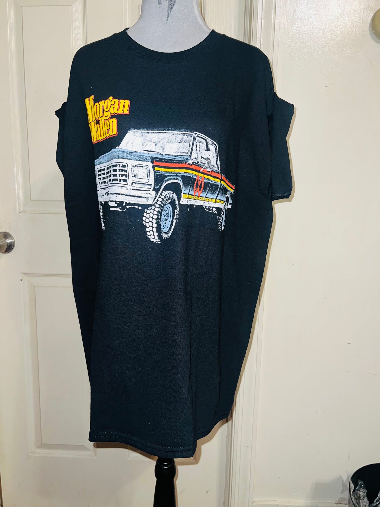 Morgan Wallen Oversized Distressed Tee