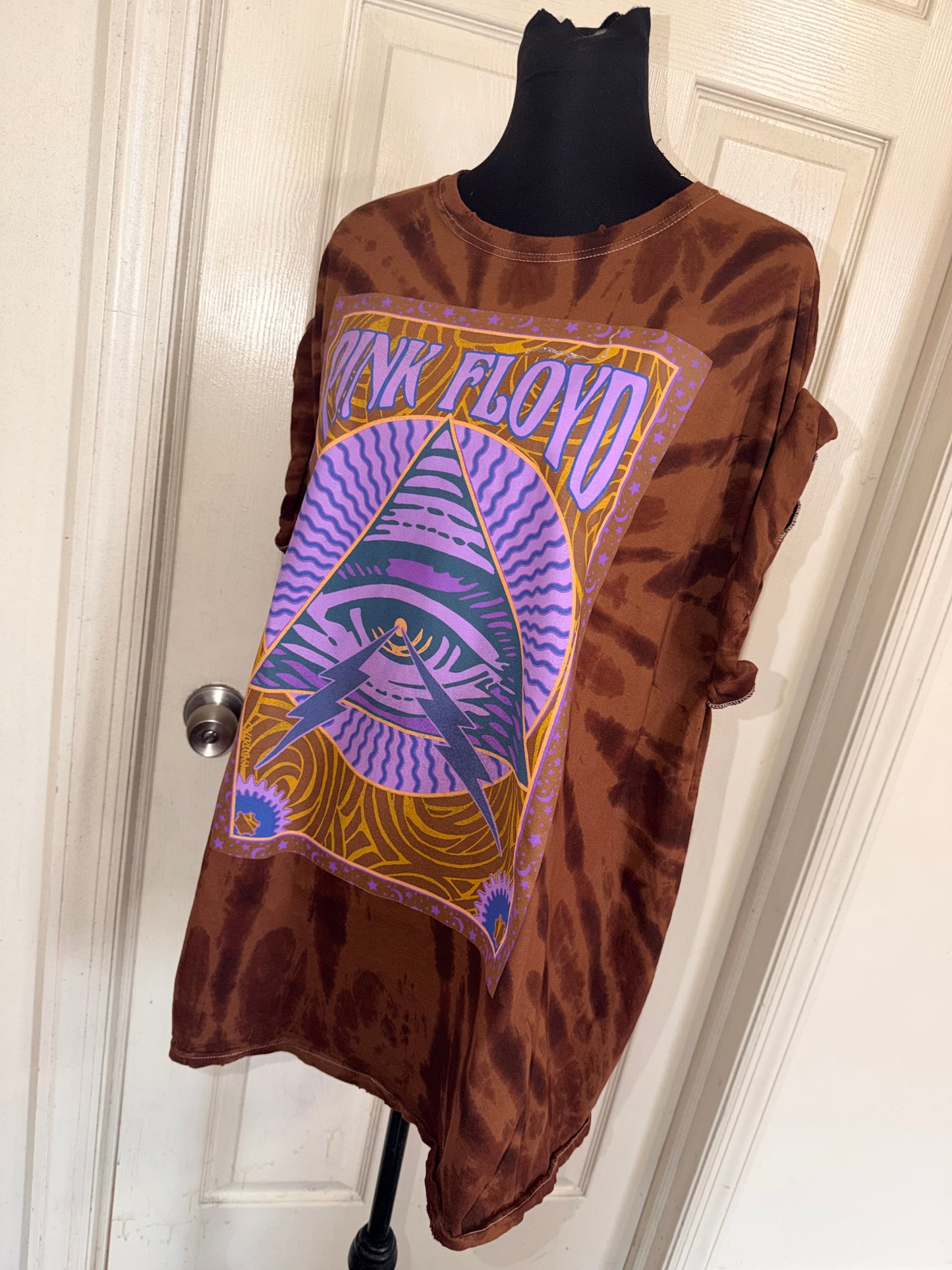 Pink Floyd Oversized Distressed Tee