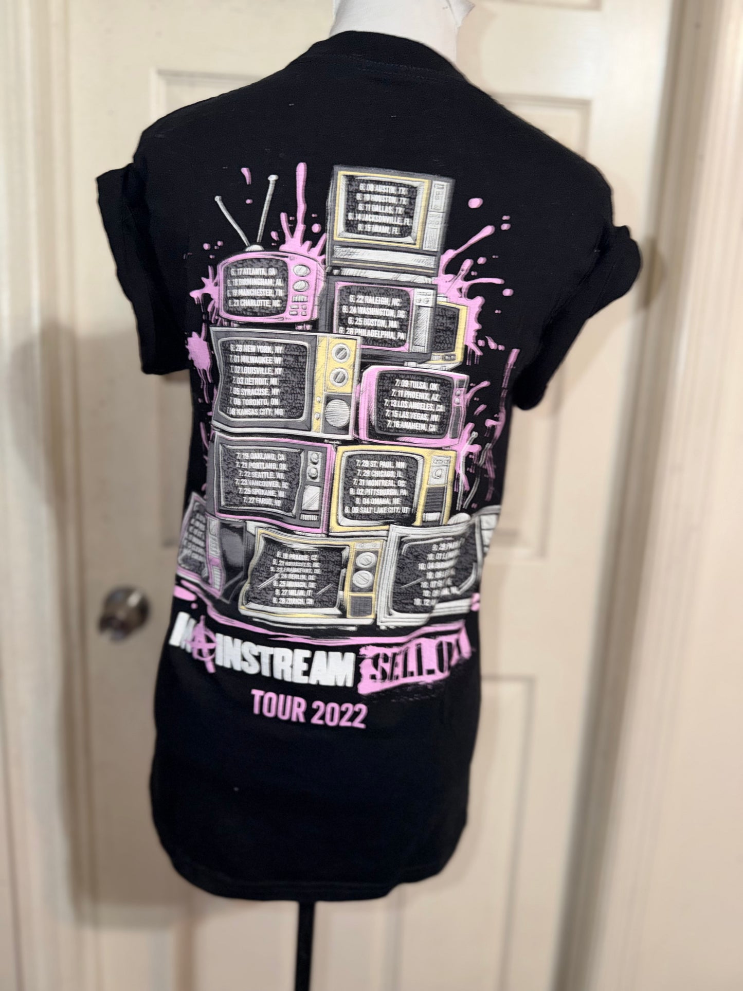 Machine Gun Kelly ft. Avril Lavigne Double Sided Oversized Distressed Tee