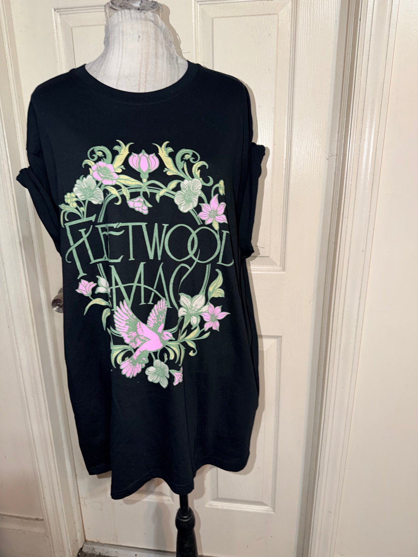 Fleetwood Mac Oversized Distressed Tee
