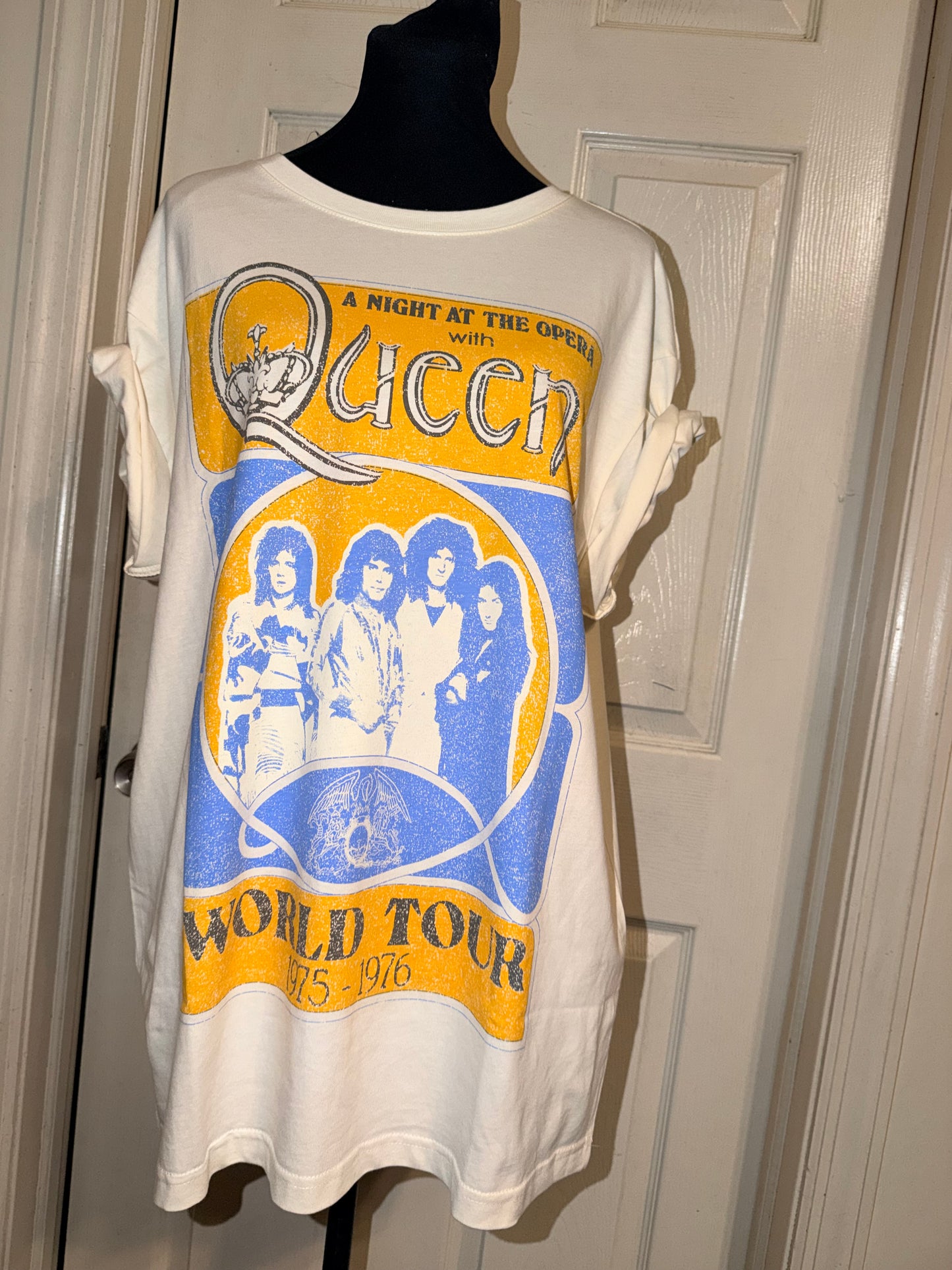 Queen Oversized Distressed Tee