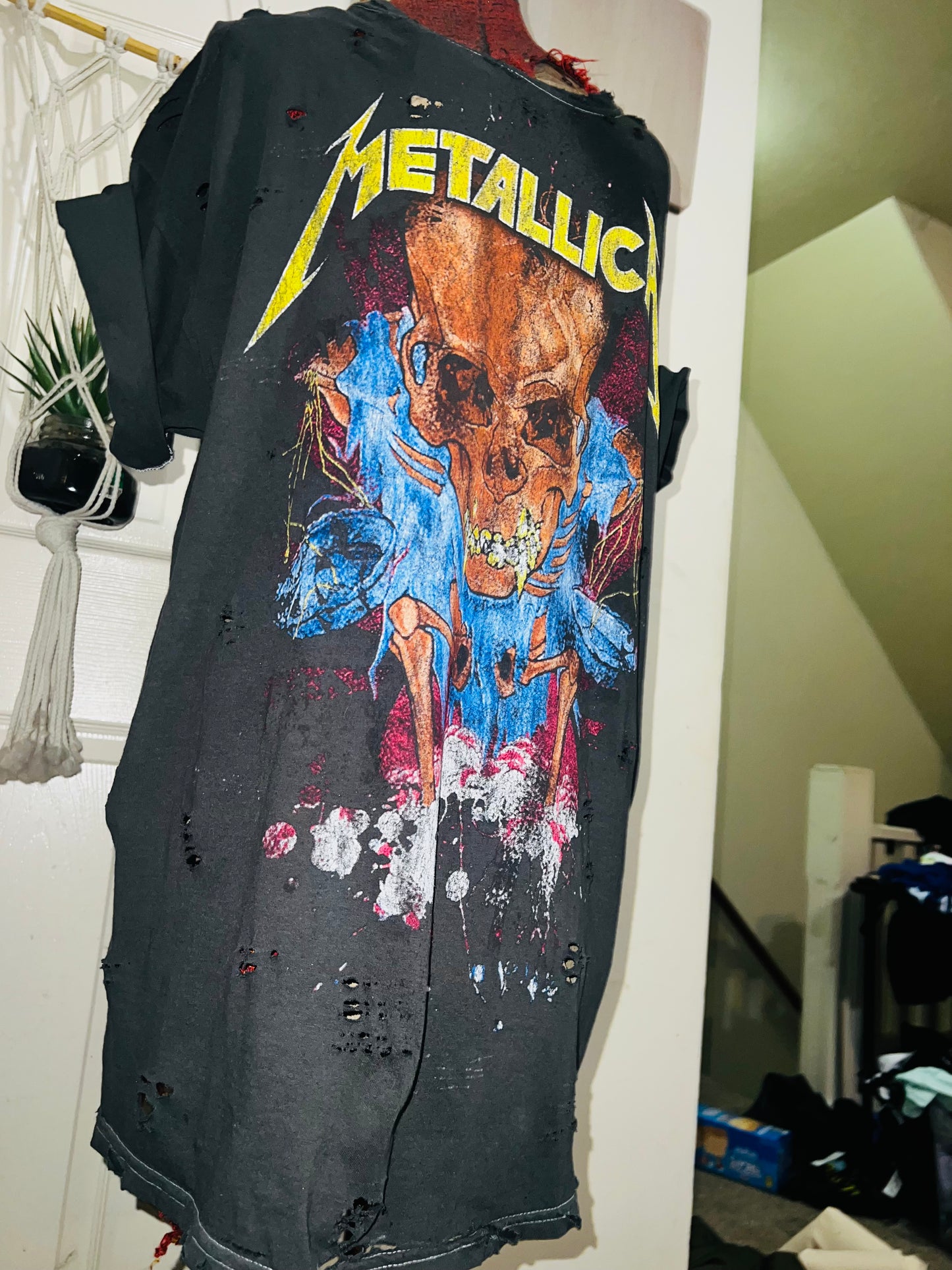 Metallica Oversized Distressed Tee