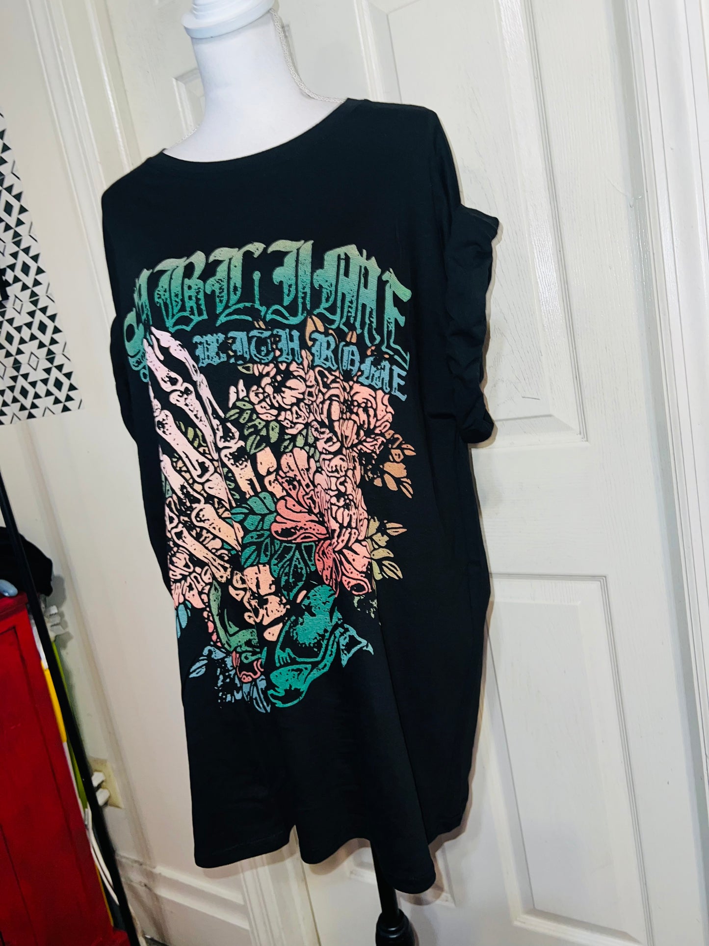 Sublime with Rome Oversized Distressed Tee