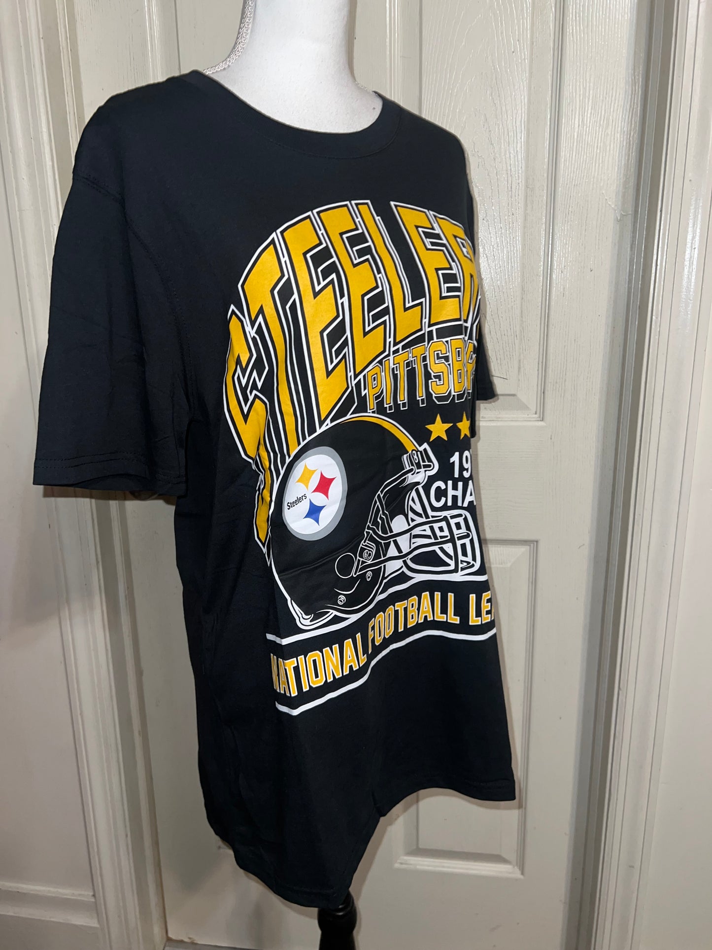 Pittsburgh Steelers Oversized Distressed Tee