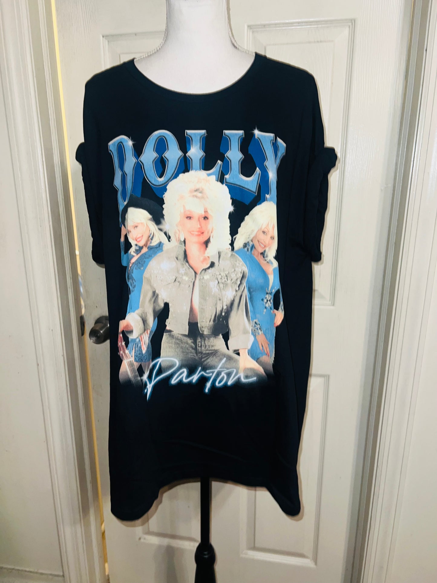 Dolly Parton Oversized Distressed Tee