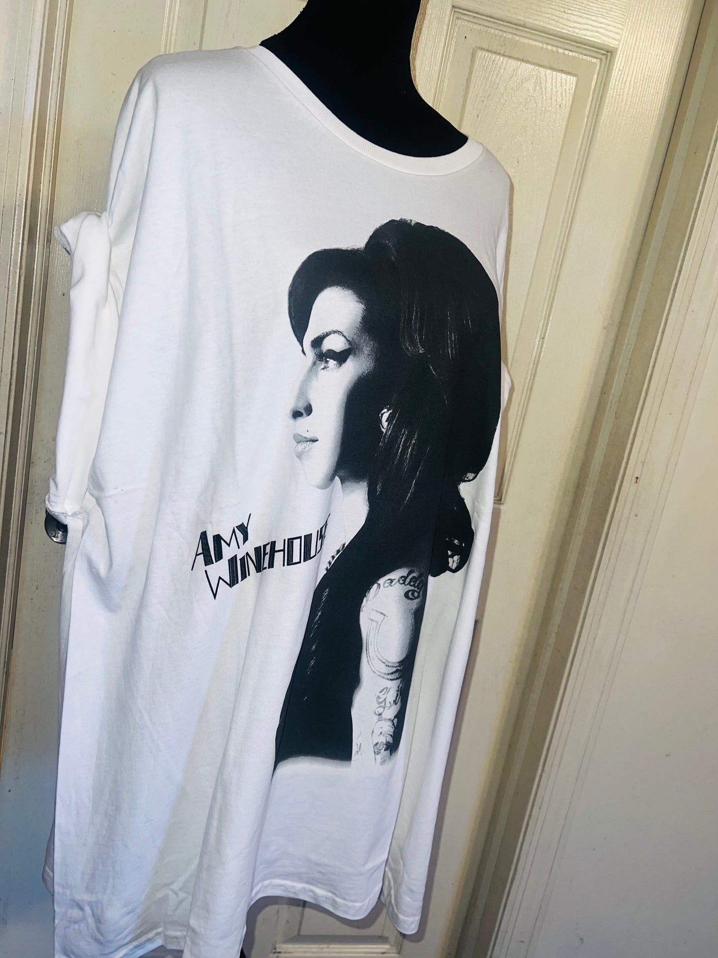Amy Winehouse Oversized Distressed Tee