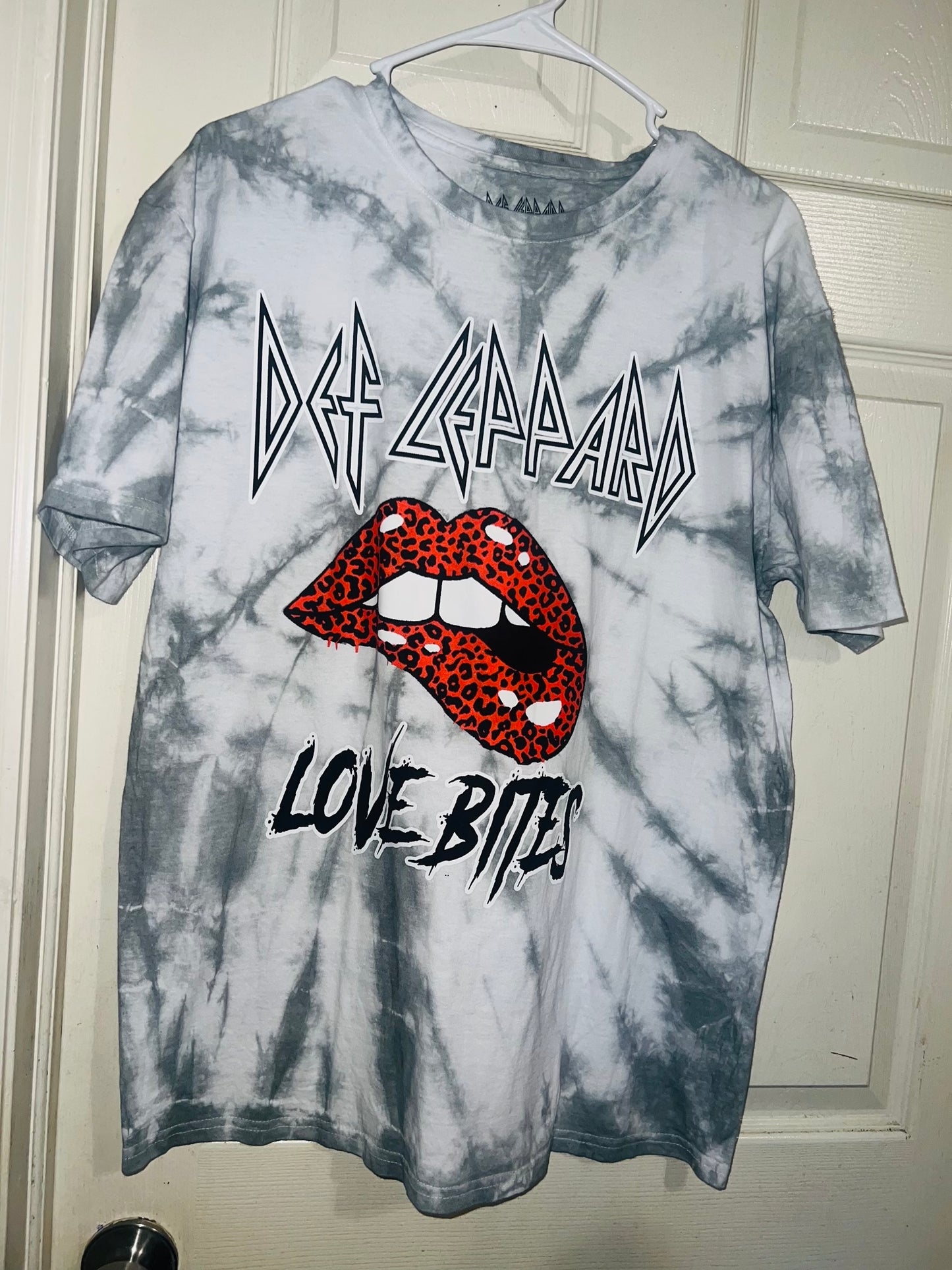 Def Leppard Love Bites Oversized Tee