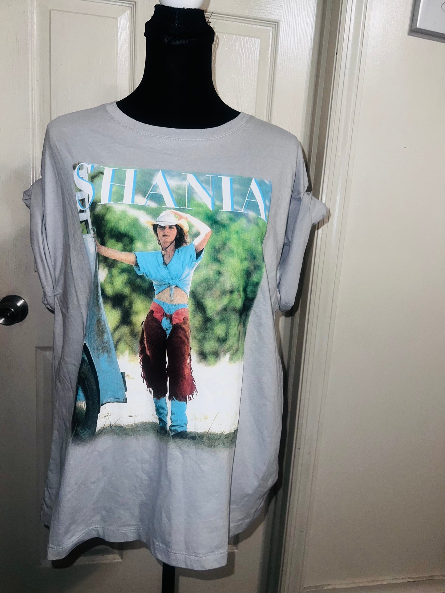 Shania Twain Oversized Distressed Tee