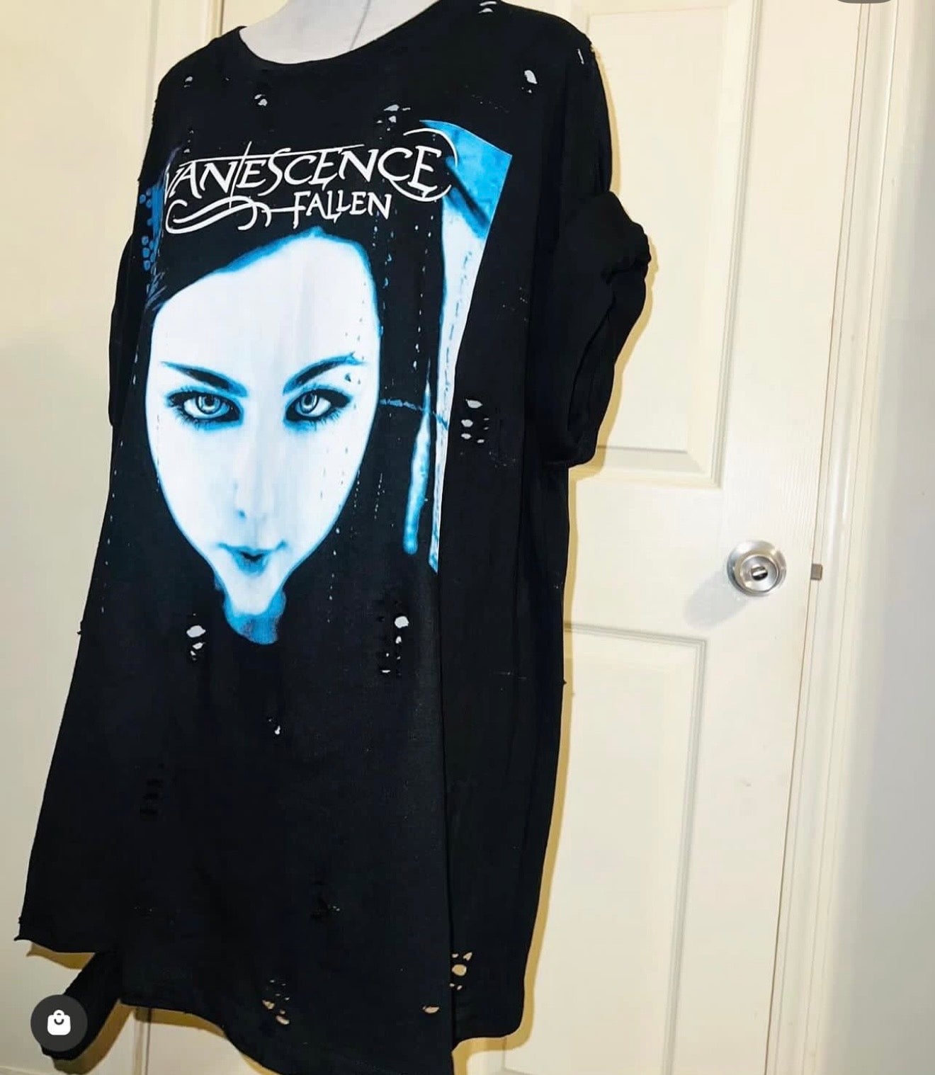Evanescence Fallen Oversized Distressed Tee