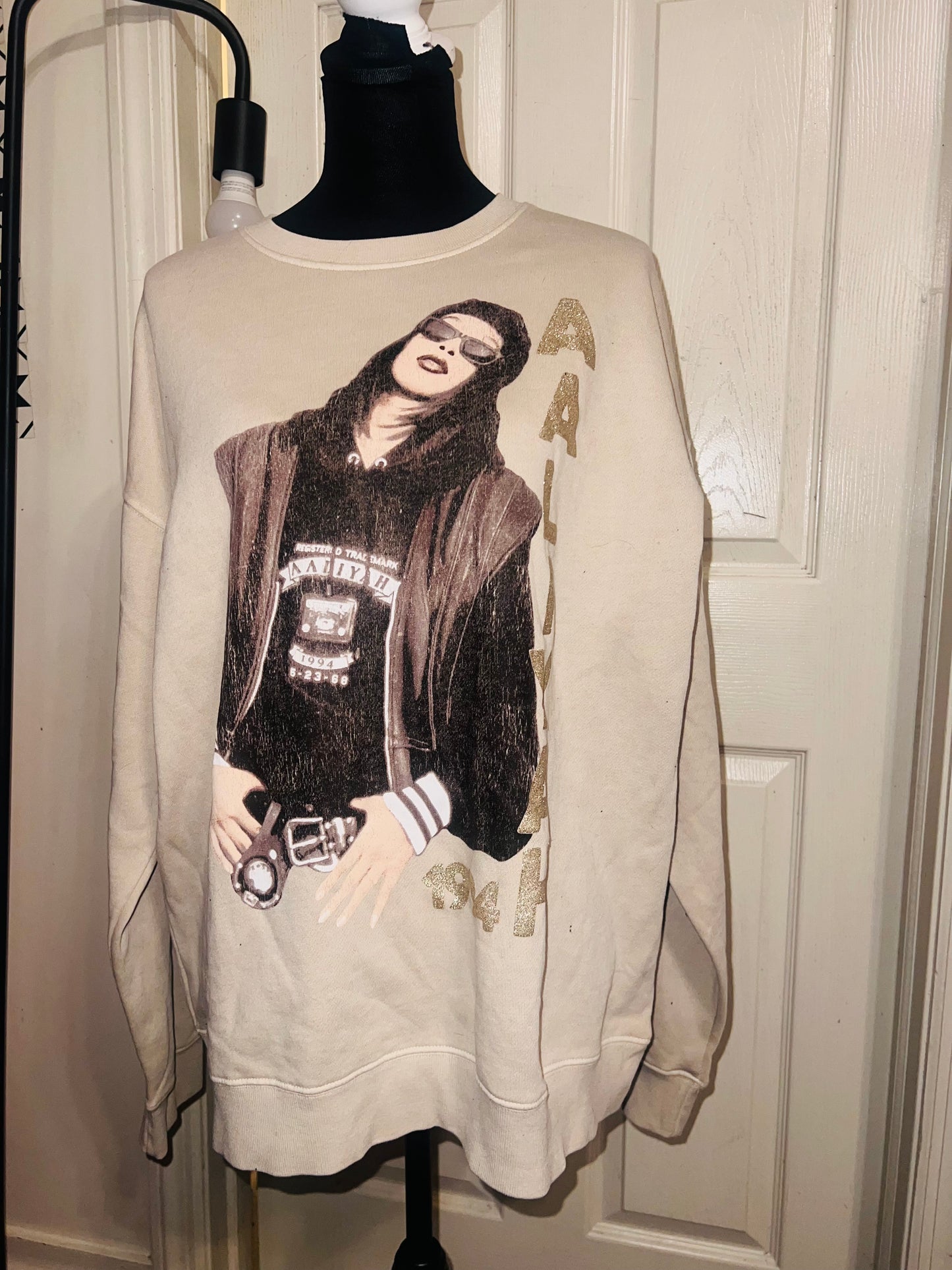 Aaliyah Oversized Distressed Sweatshirt