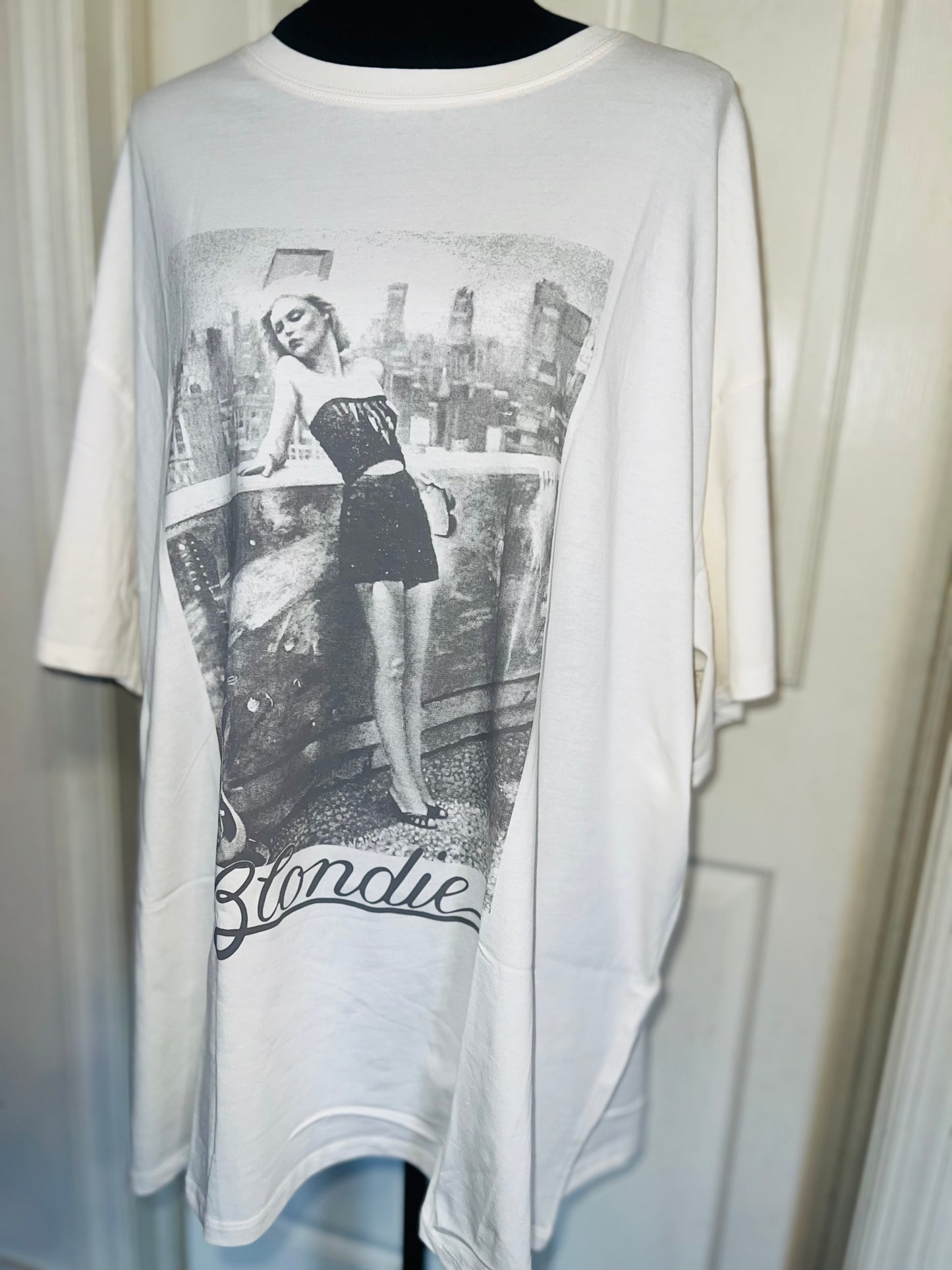 Blondie Oversized Distressed Tee