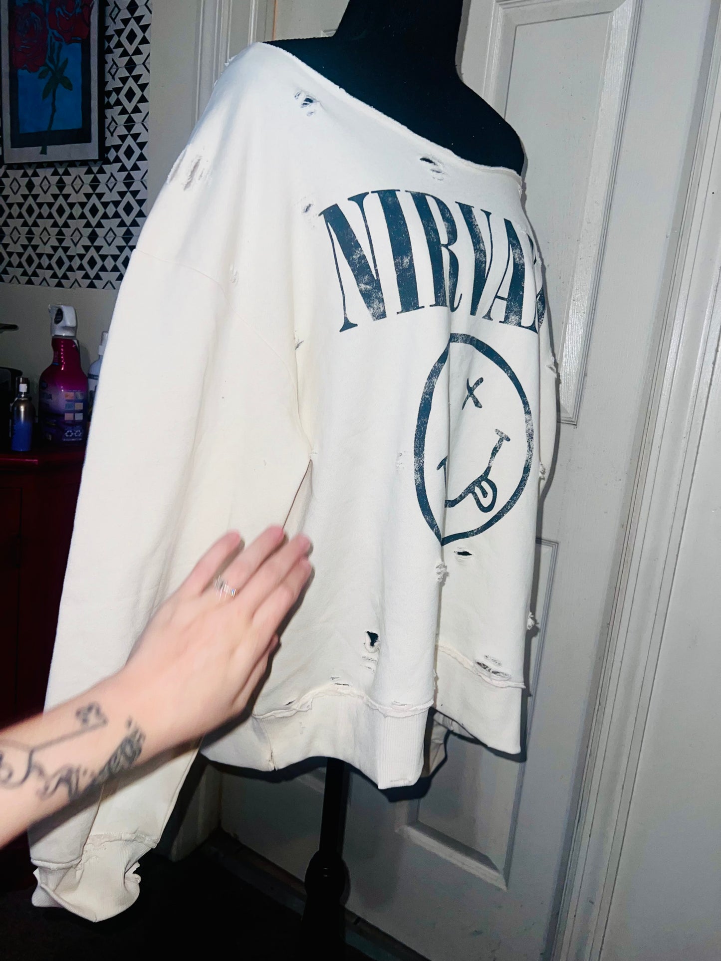 Nirvana Oversized Cream Sweatshirt