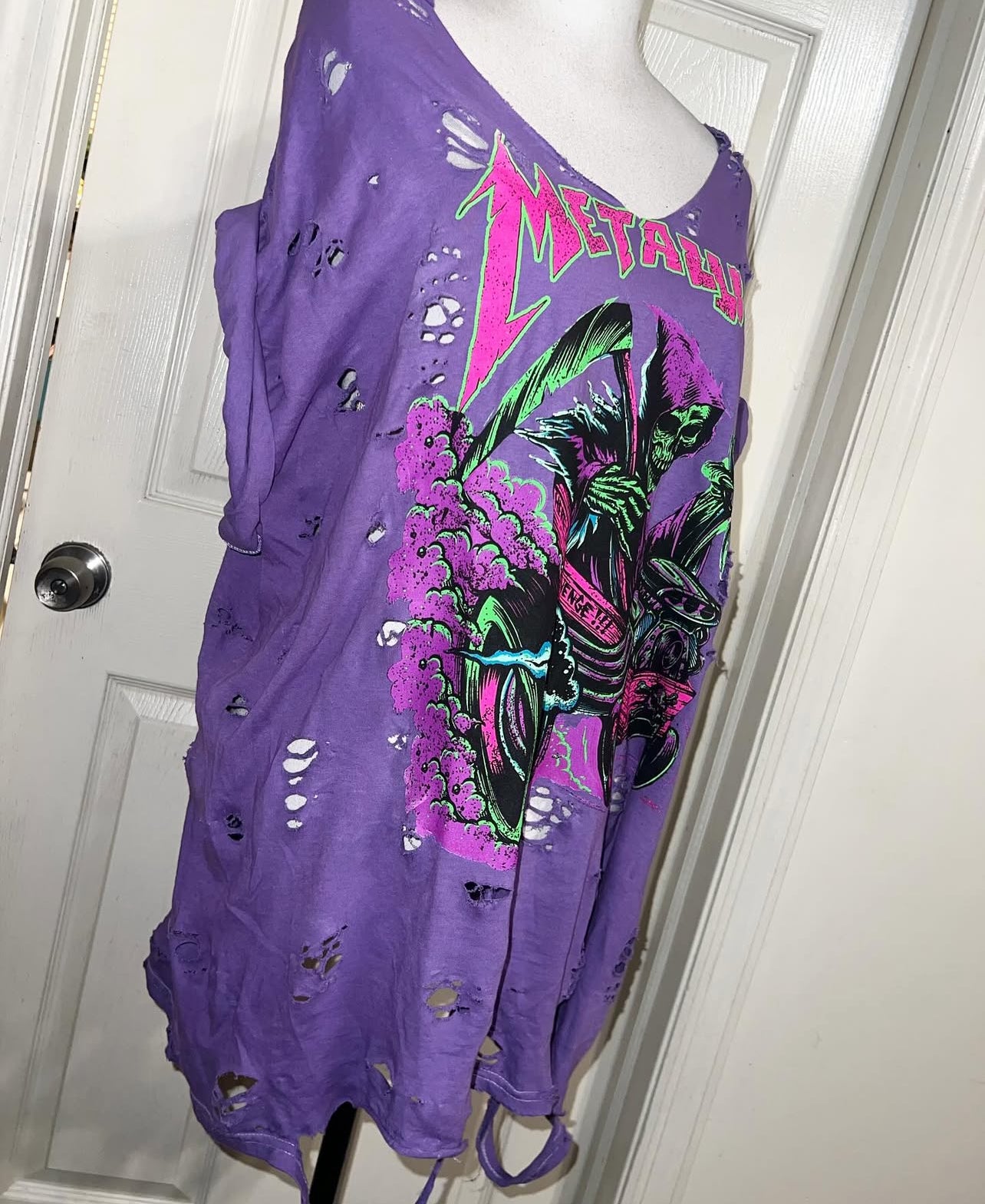 Metallica Oversized Distressed Tee