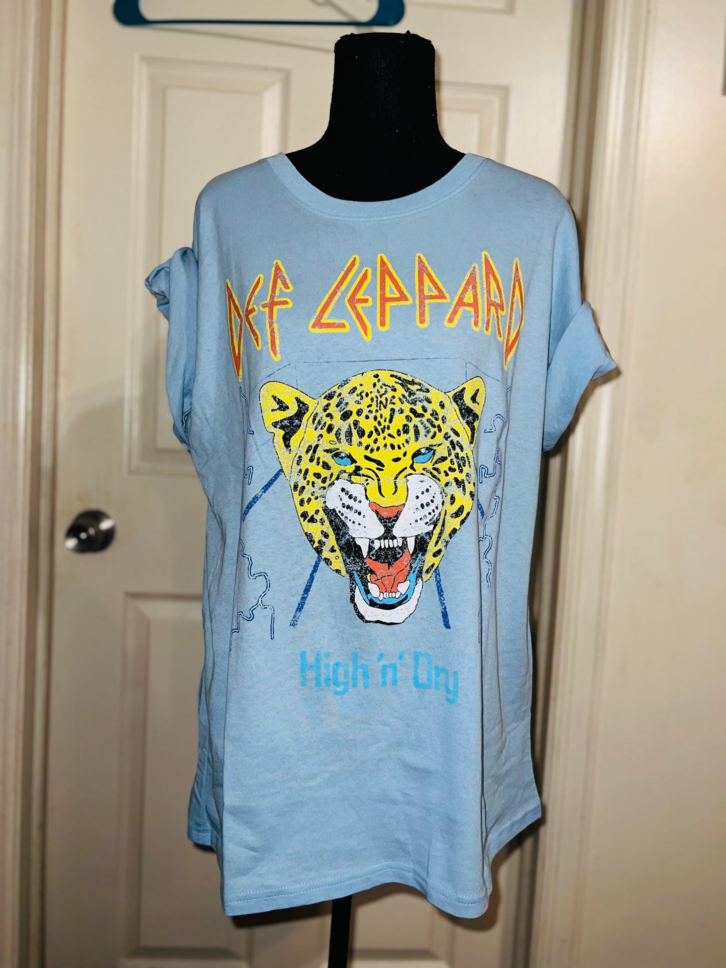 Def Leppard Oversized Distressed Tee