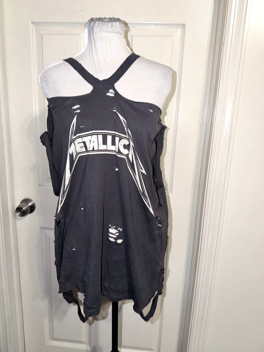 Metallica Oversized Distressed Tee