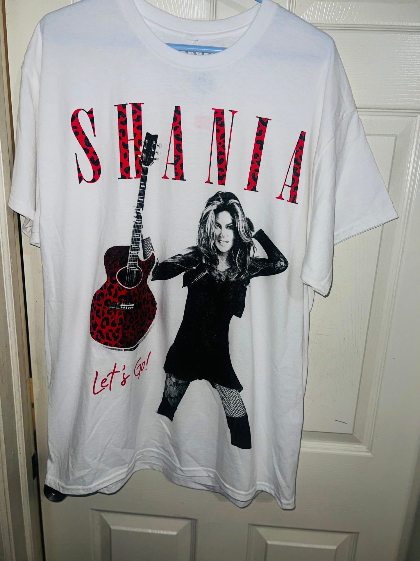 Shania Twain Oversized Distressed Tee