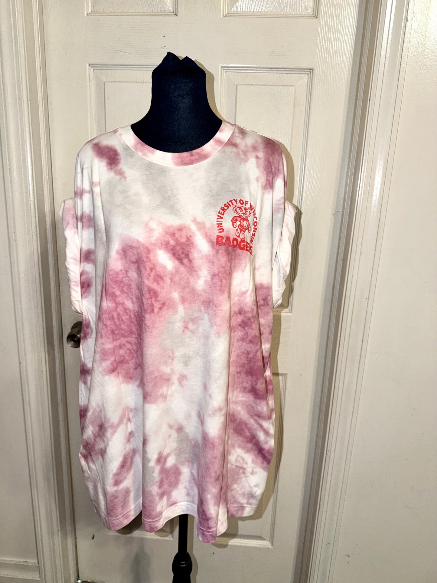 Wisconsin Badgers Oversized Double Sided Tee