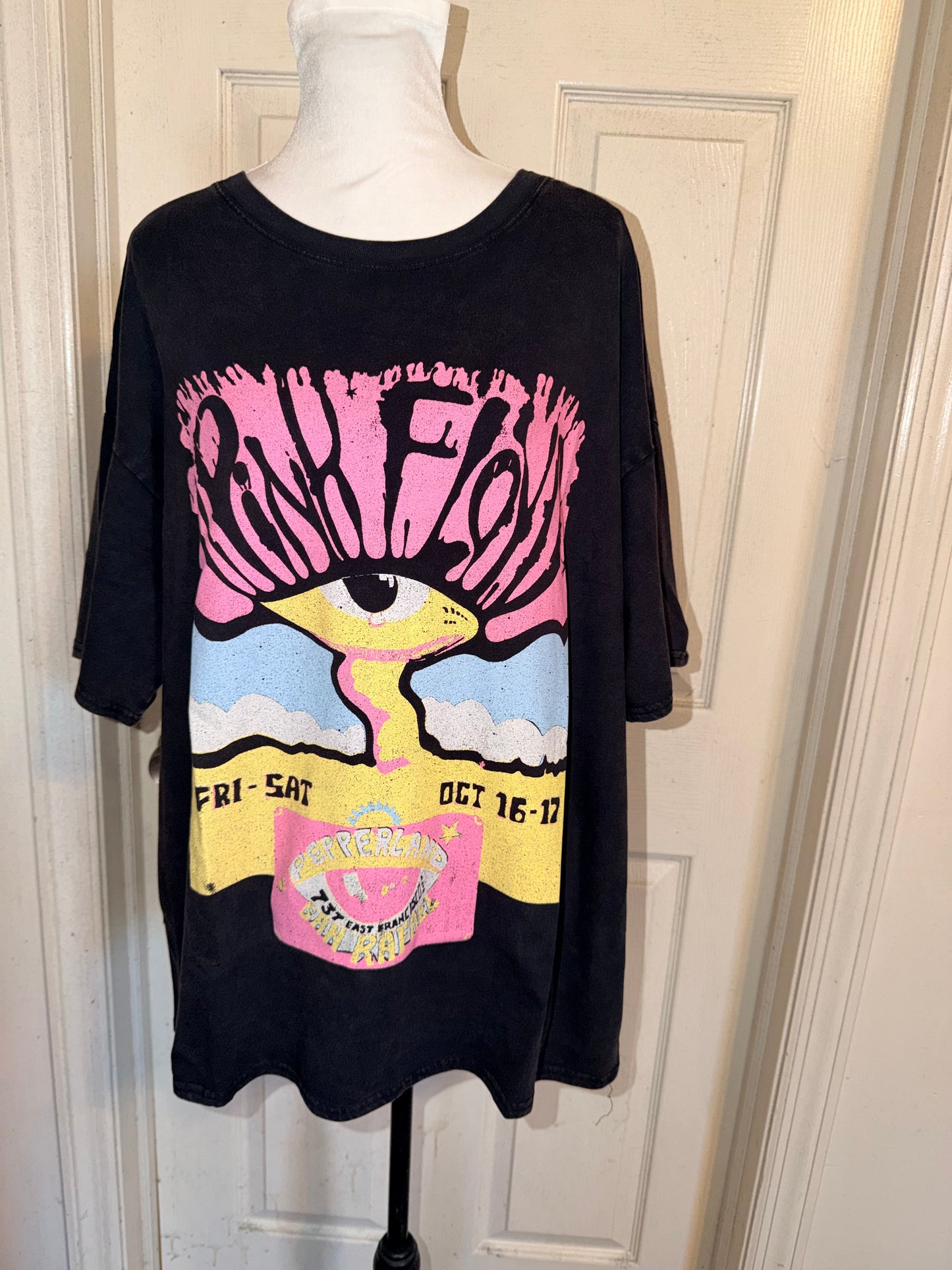 Pink Floyd Oversized Distressed Tee
