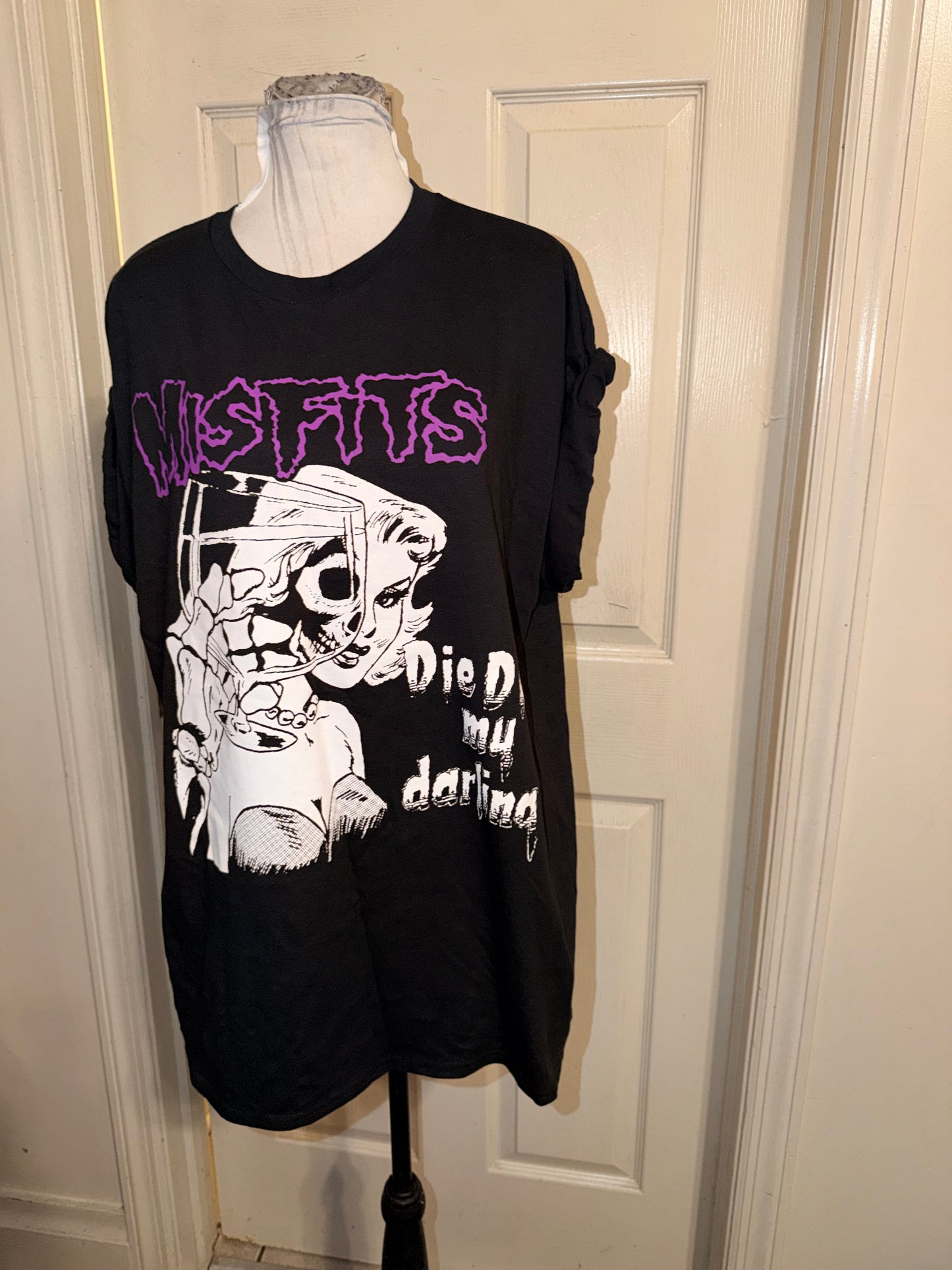 Misfits Oversized Distressed Tee