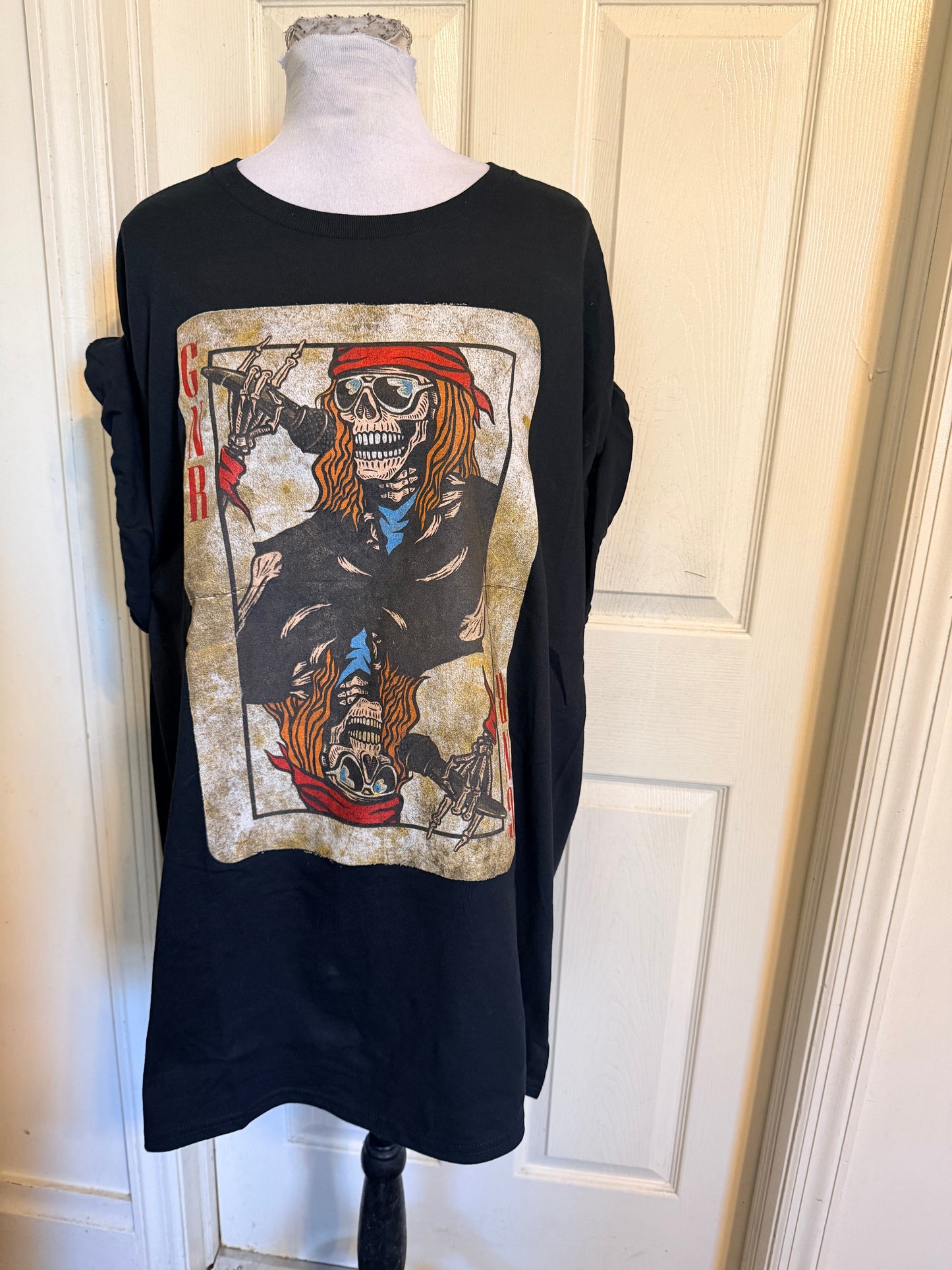 Guns N’ Roses Oversized Distressed Tee