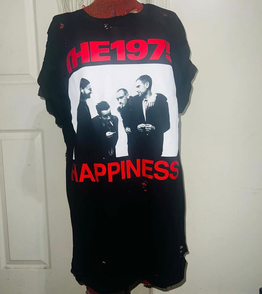The 1975 Oversized Distressed Tee