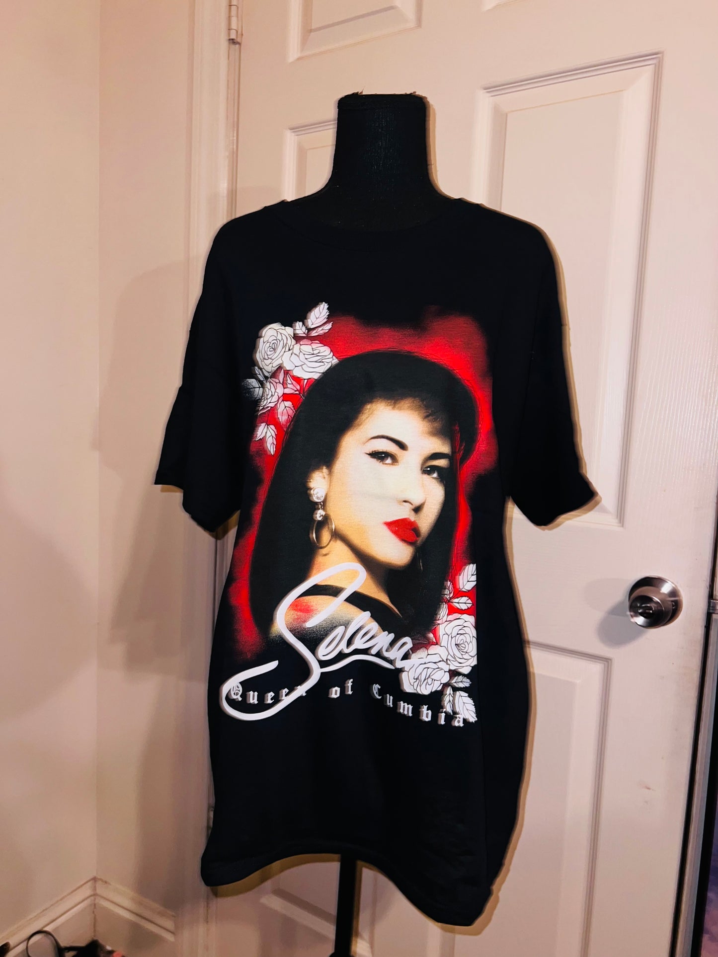 Selena Oversized Distressed Tee