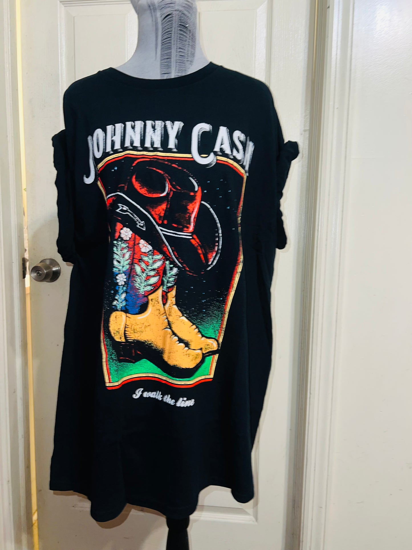 Johnny Cash Oversized Distressed Tee