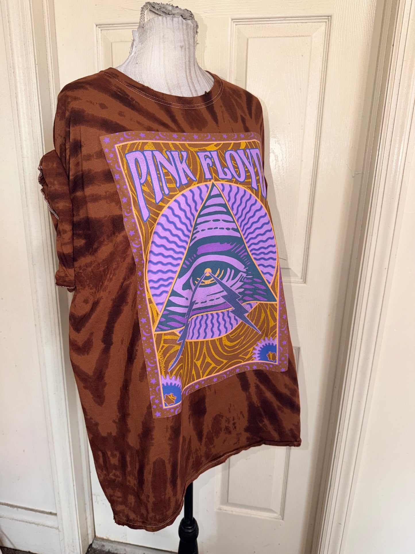 Pink Floyd Oversized Distressed Tee