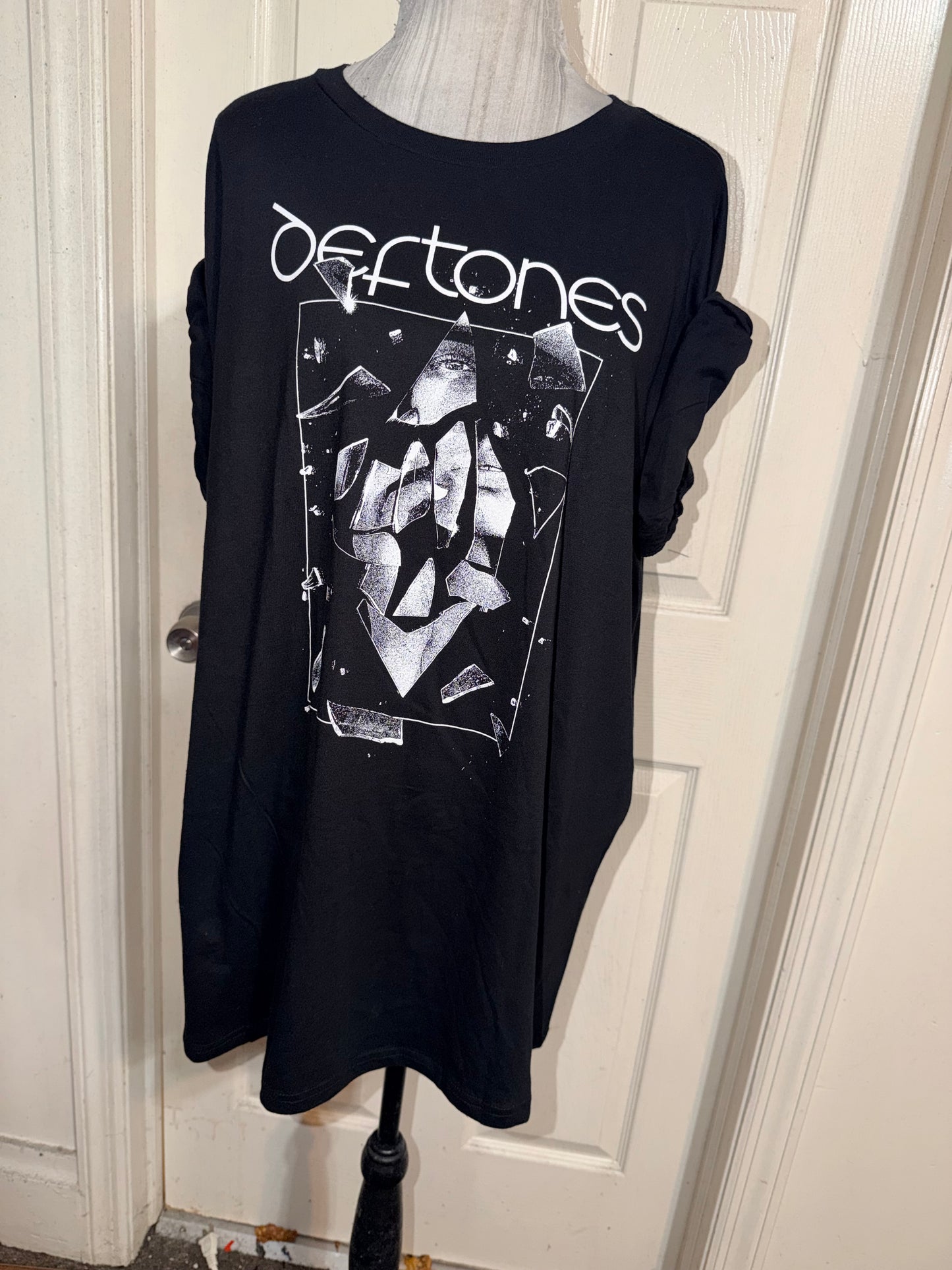 Deftones Oversized Distressed Tee