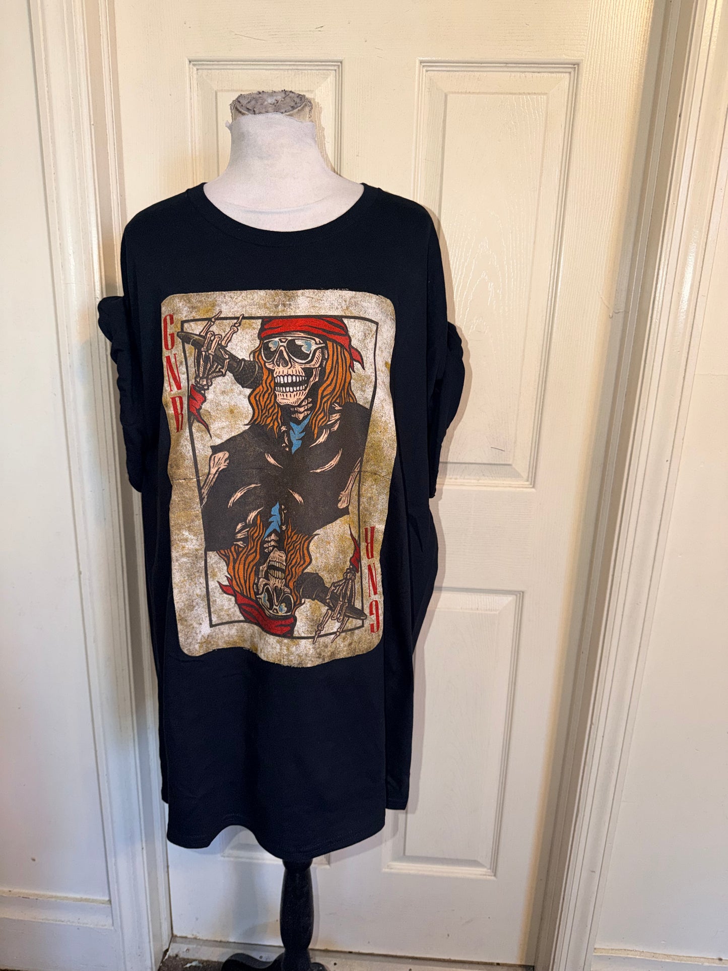 Guns N’ Roses Oversized Distressed Tee