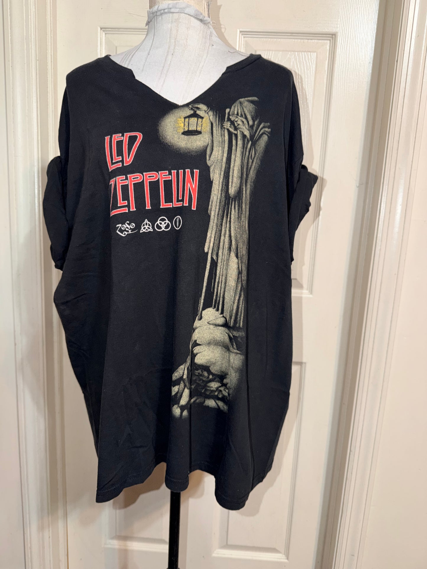Led Zeppelin Oversized Distressed Tee