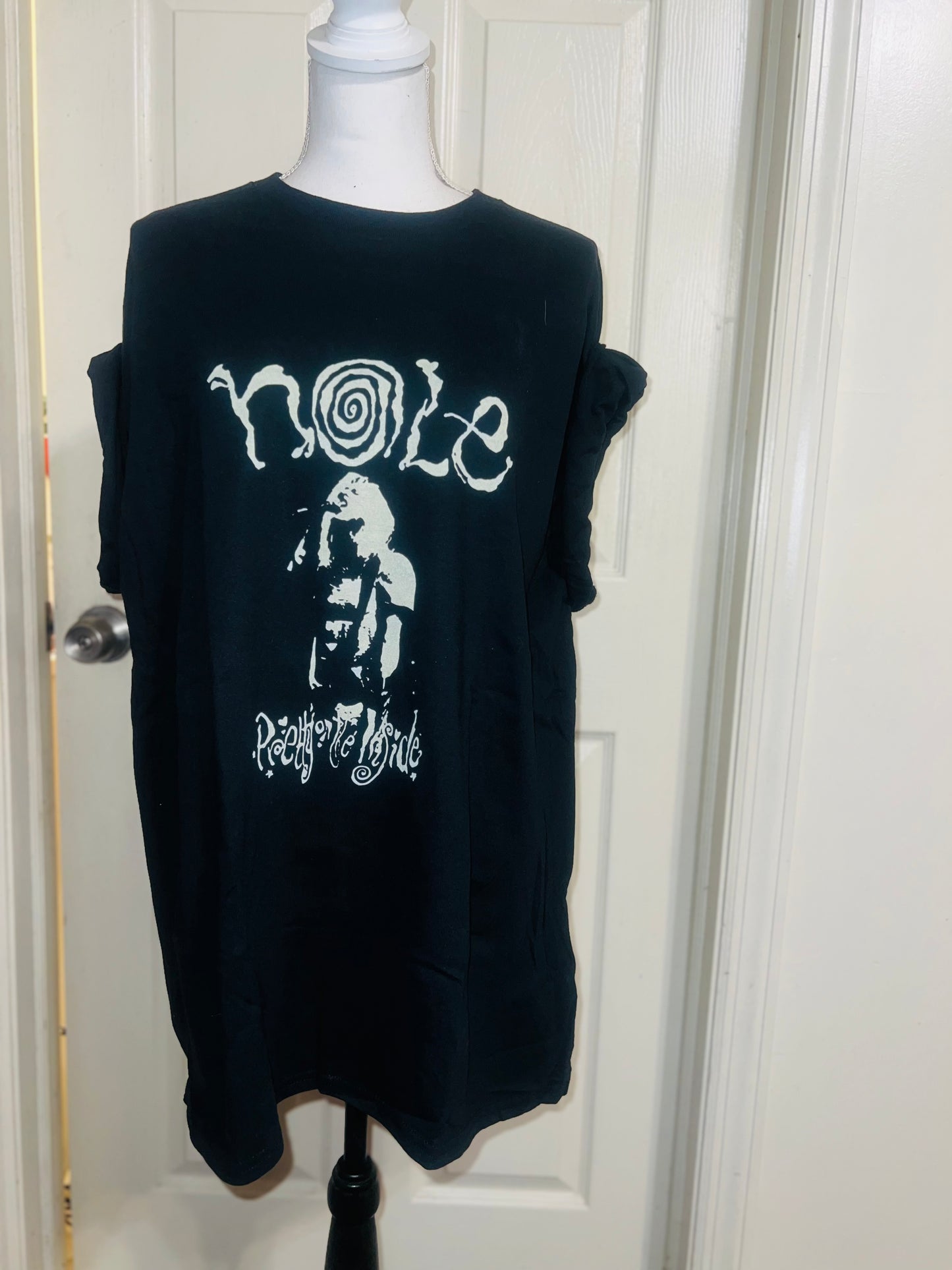 Hole Oversized Distressed Tee