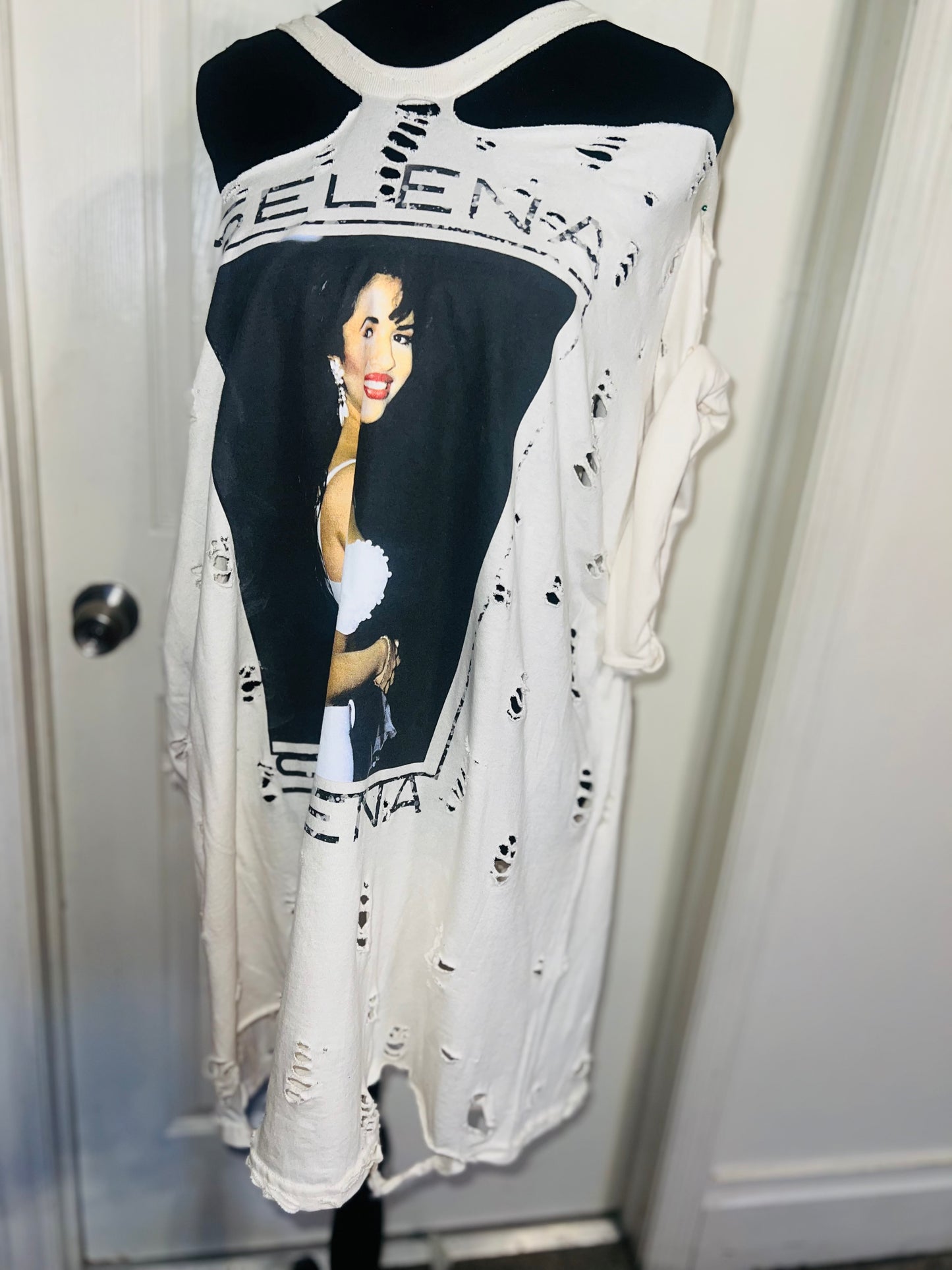 Selena Oversized Distressed Tee