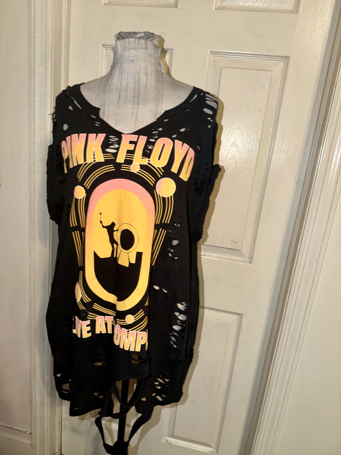 Pink Floyd Oversized Distressed Tee (as is)
