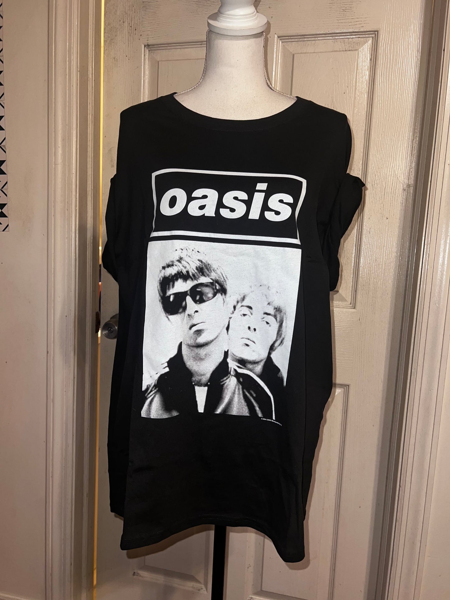 Oasis Oversized Distressed Tee