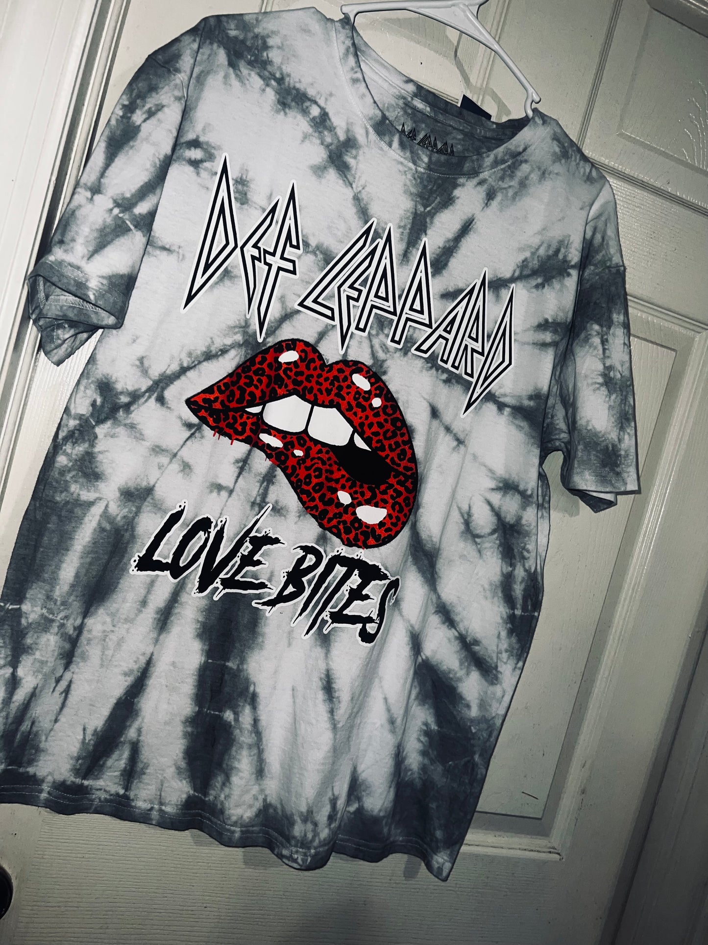 Def Leppard Love Bites Oversized Tee