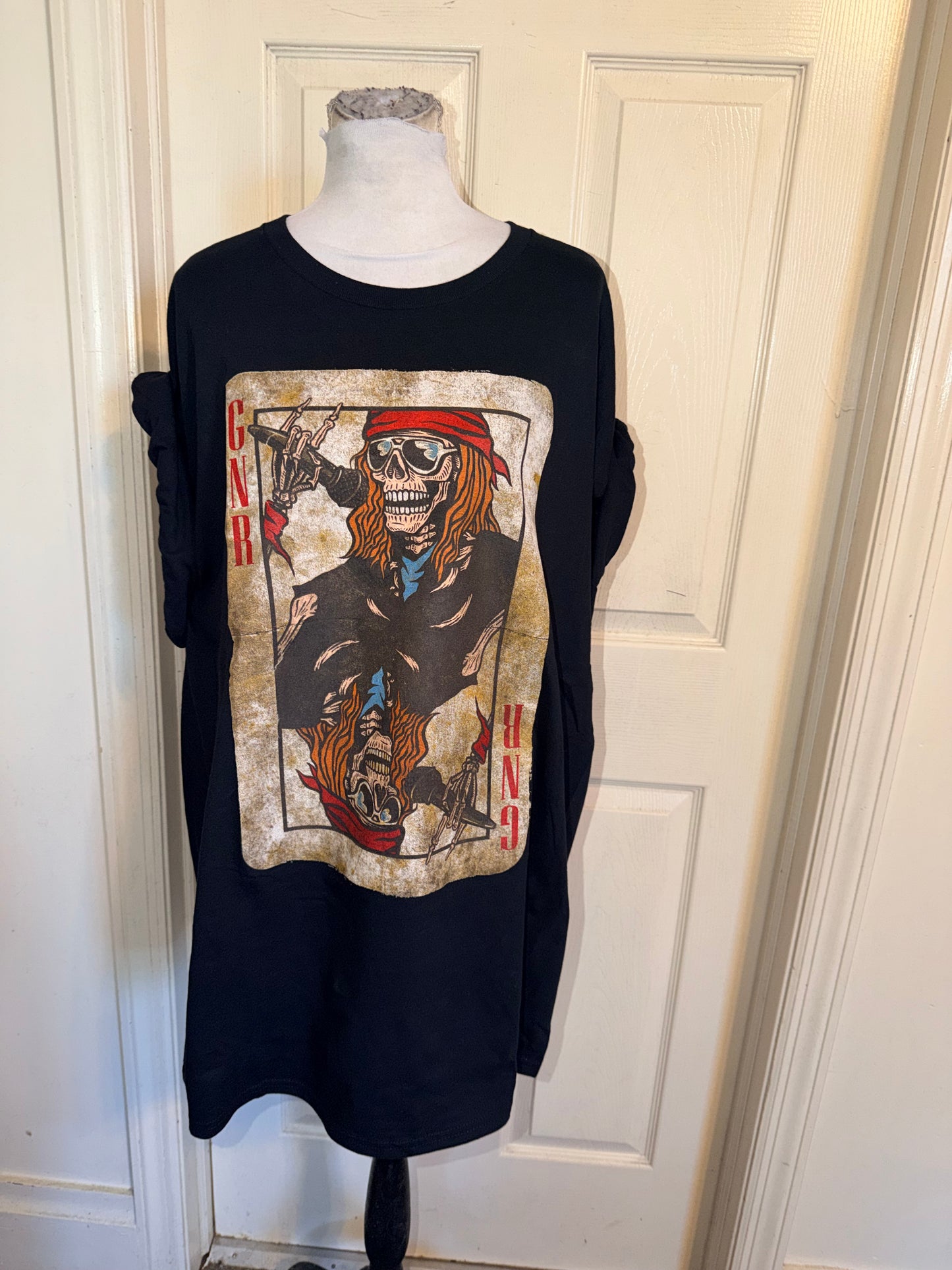 Guns N’ Roses Oversized Distressed Tee